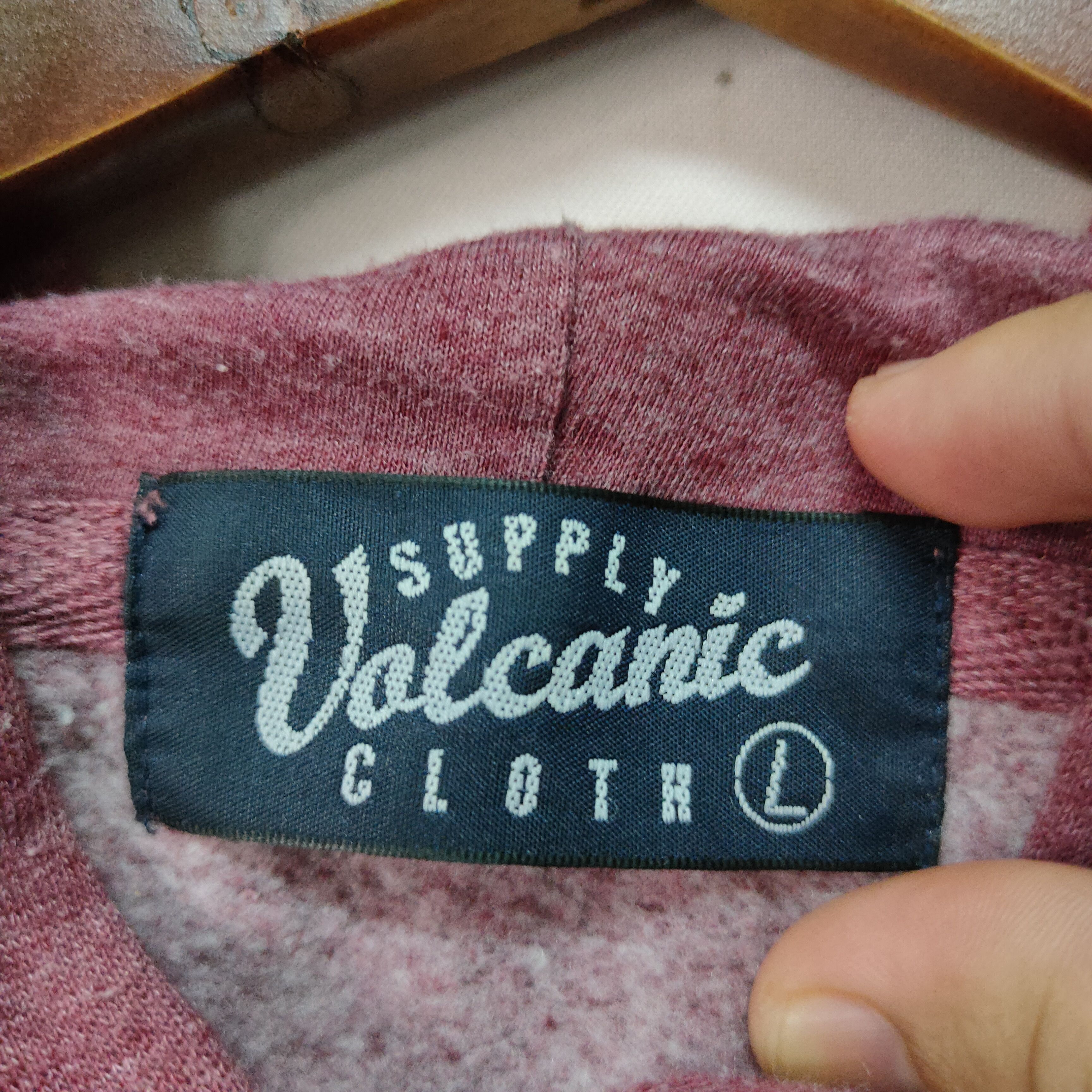 Japanese Brand Vintage Supply Volcanic Nice Design Hoodie Sweatshirt Size US M / EU 48-50 / 2 - 10 Thumbnail
