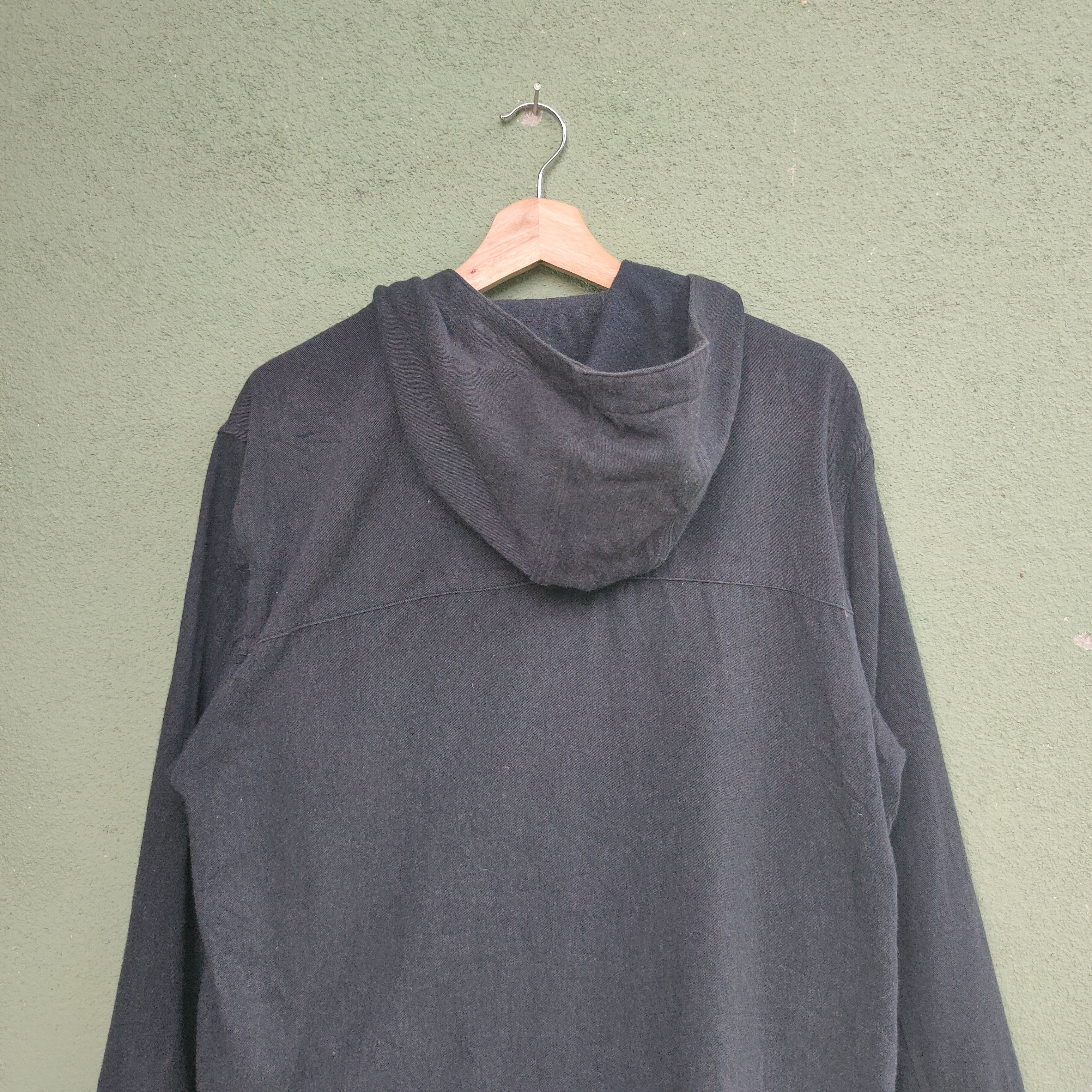 Japanese Brand Blue Red Butterfly Zipper & Buttons Ups Hoodie Jacket Size US L / EU 52-54 / 3 - 9 Thumbnail