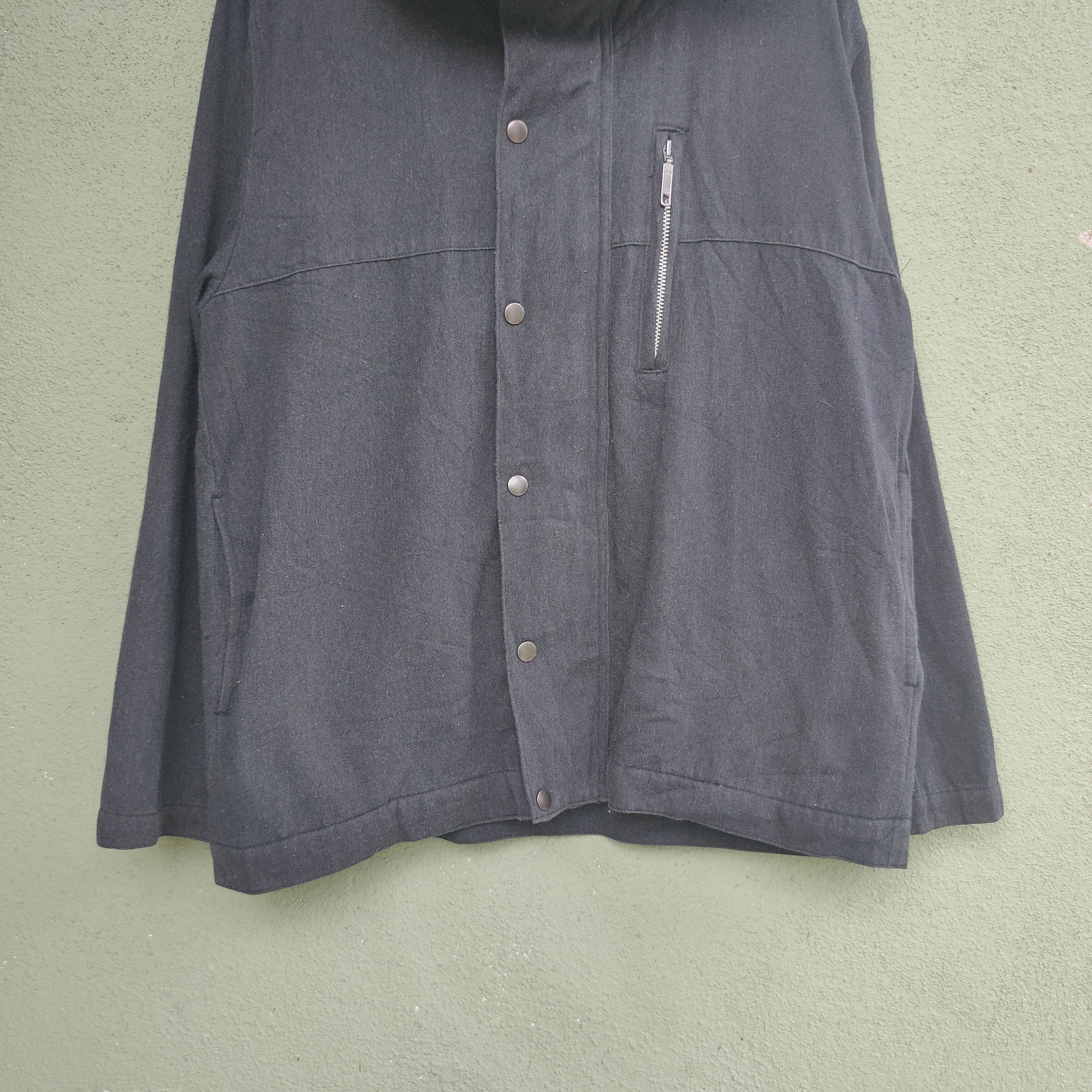 Japanese Brand Blue Red Butterfly Zipper & Buttons Ups Hoodie Jacket Size US L / EU 52-54 / 3 - 3 Thumbnail