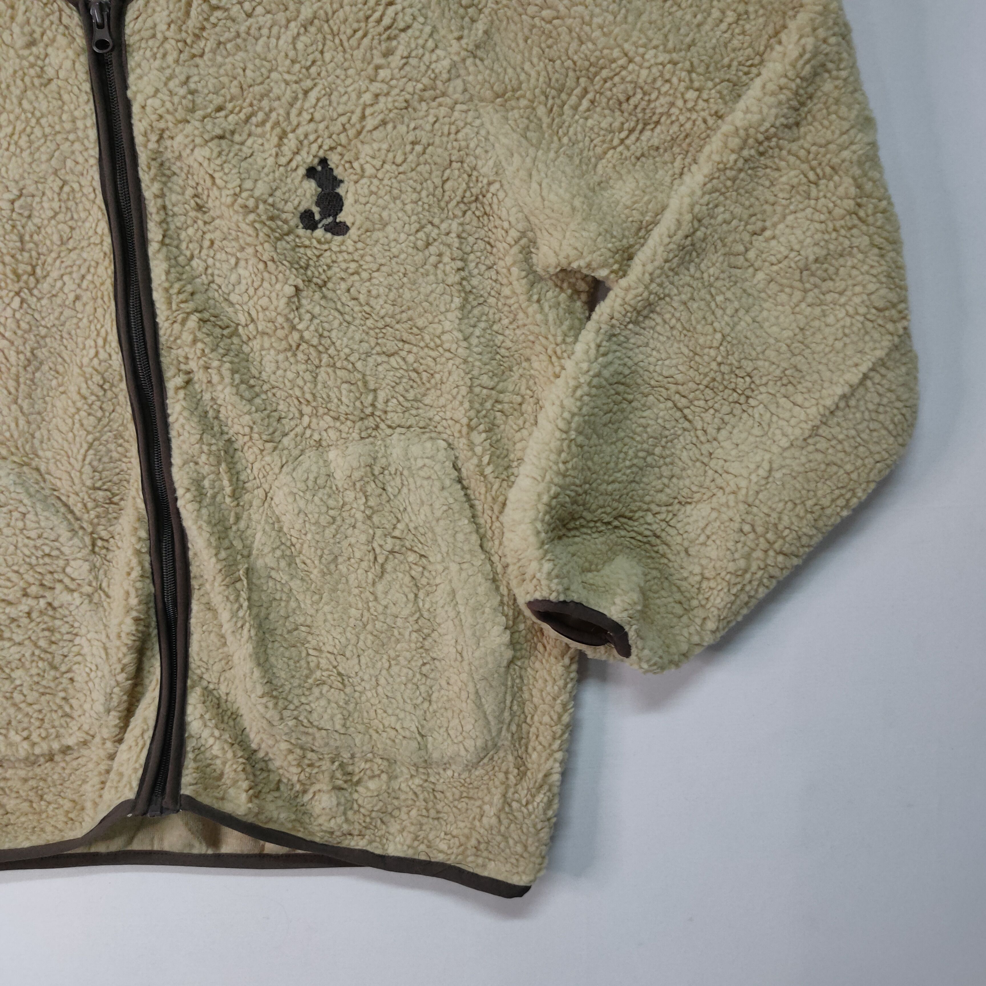 Cartoon Network × Disney × Vintage VINTAGE DISNEY EMBROIDERY SMALL LOGO FLEECE SWEATER Size US L / EU 52-54 / 3 - 9 Thumbnail