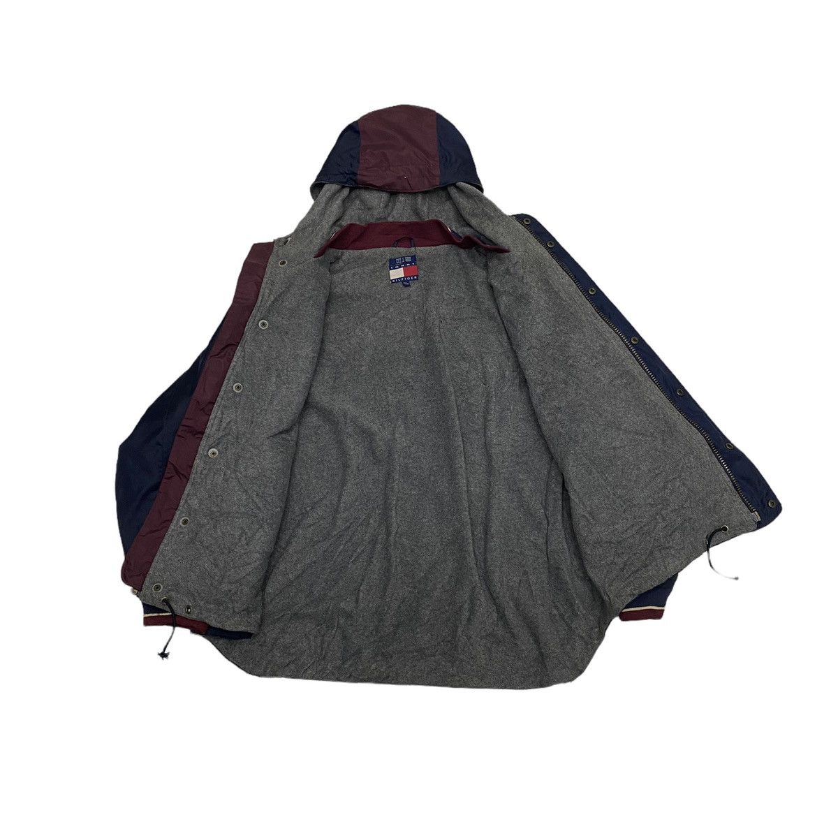 Tommy Hilfiger GRAIL‼️ARCHIVE TOMMY HILFIGER VARSITY BIG LOGO EMBROIDERY Size US XL / EU 56 / 4 - 4 Thumbnail