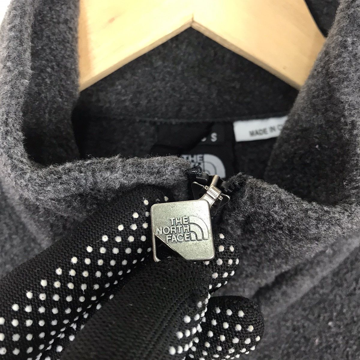 The North Face The North Face fleece dark grey zipper sweatshirt Size US M / EU 48-50 / 2 - 7 Thumbnail