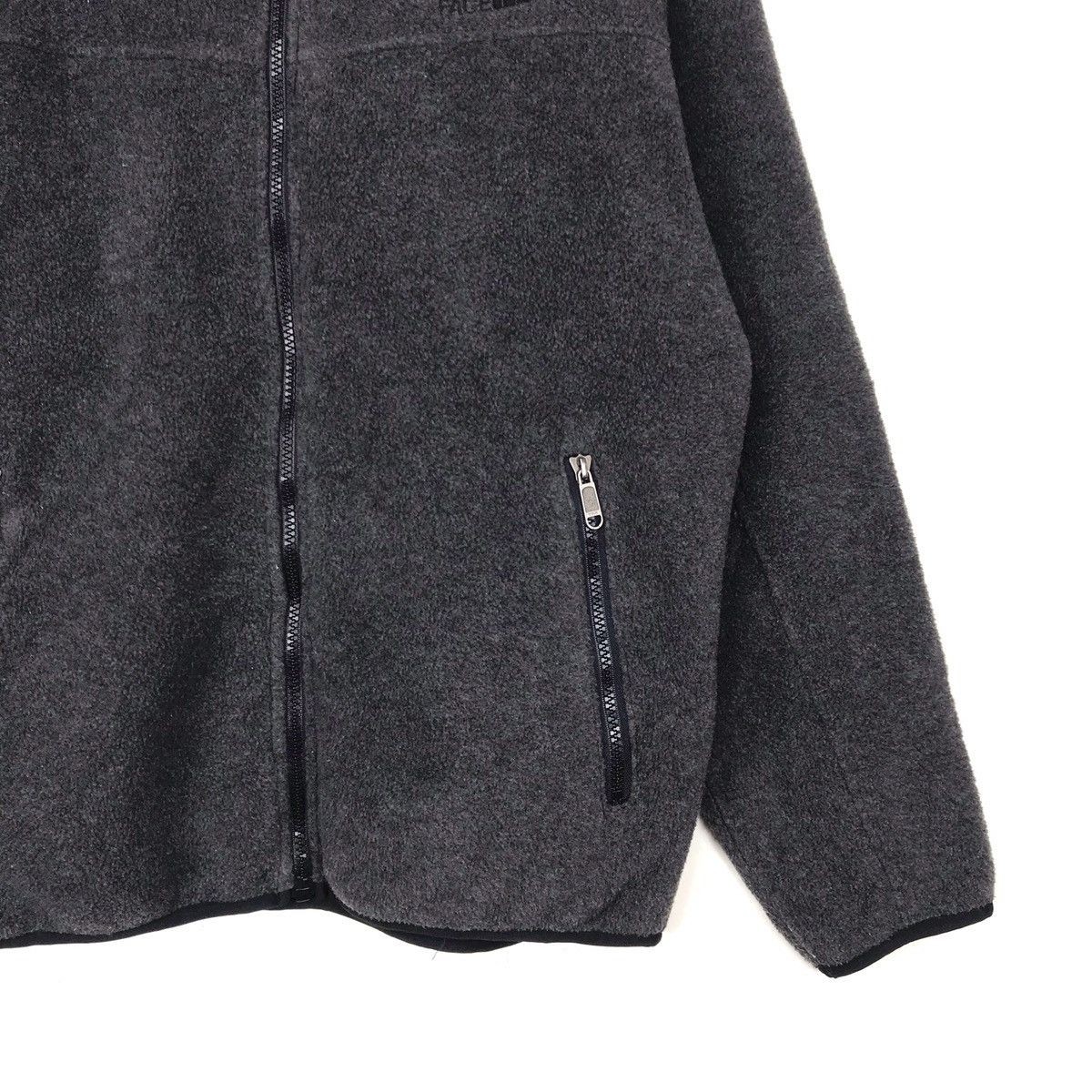 The North Face The North Face fleece dark grey zipper sweatshirt Size US M / EU 48-50 / 2 - 4 Thumbnail