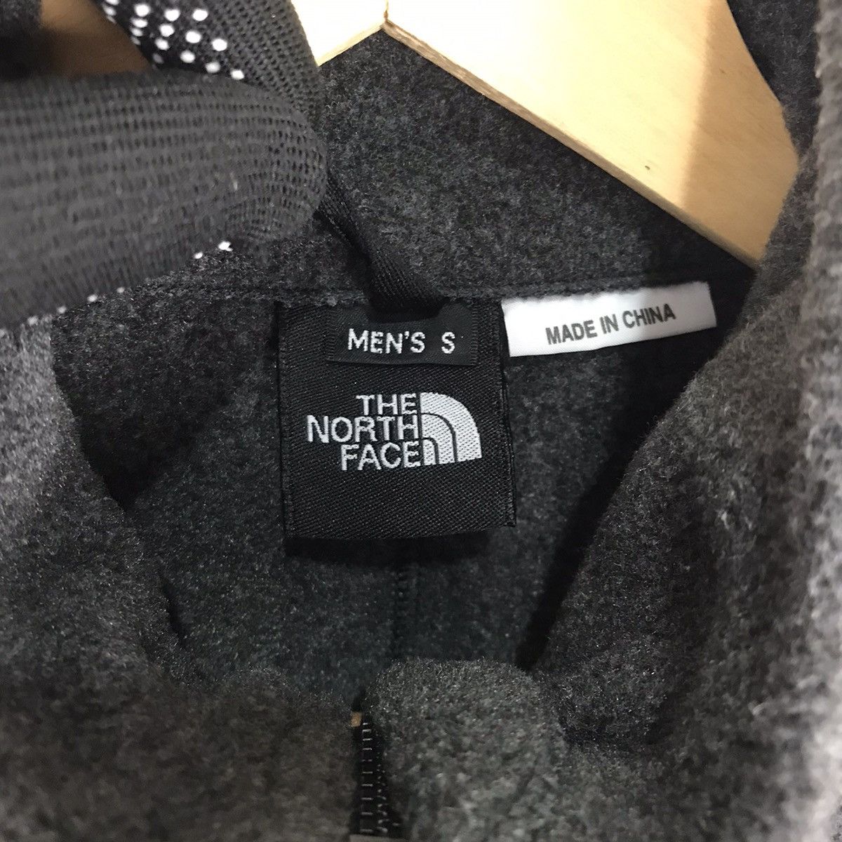 The North Face The North Face fleece dark grey zipper sweatshirt Size US M / EU 48-50 / 2 - 6 Thumbnail