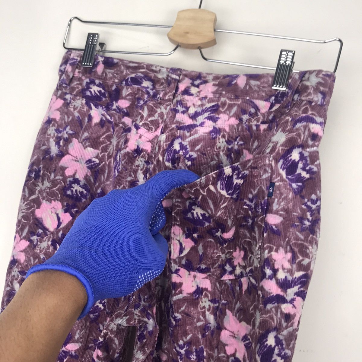 Japanese Brand Rue De France Floral curdoroy cropped pant Size US 28 / EU 44 - 6 Thumbnail