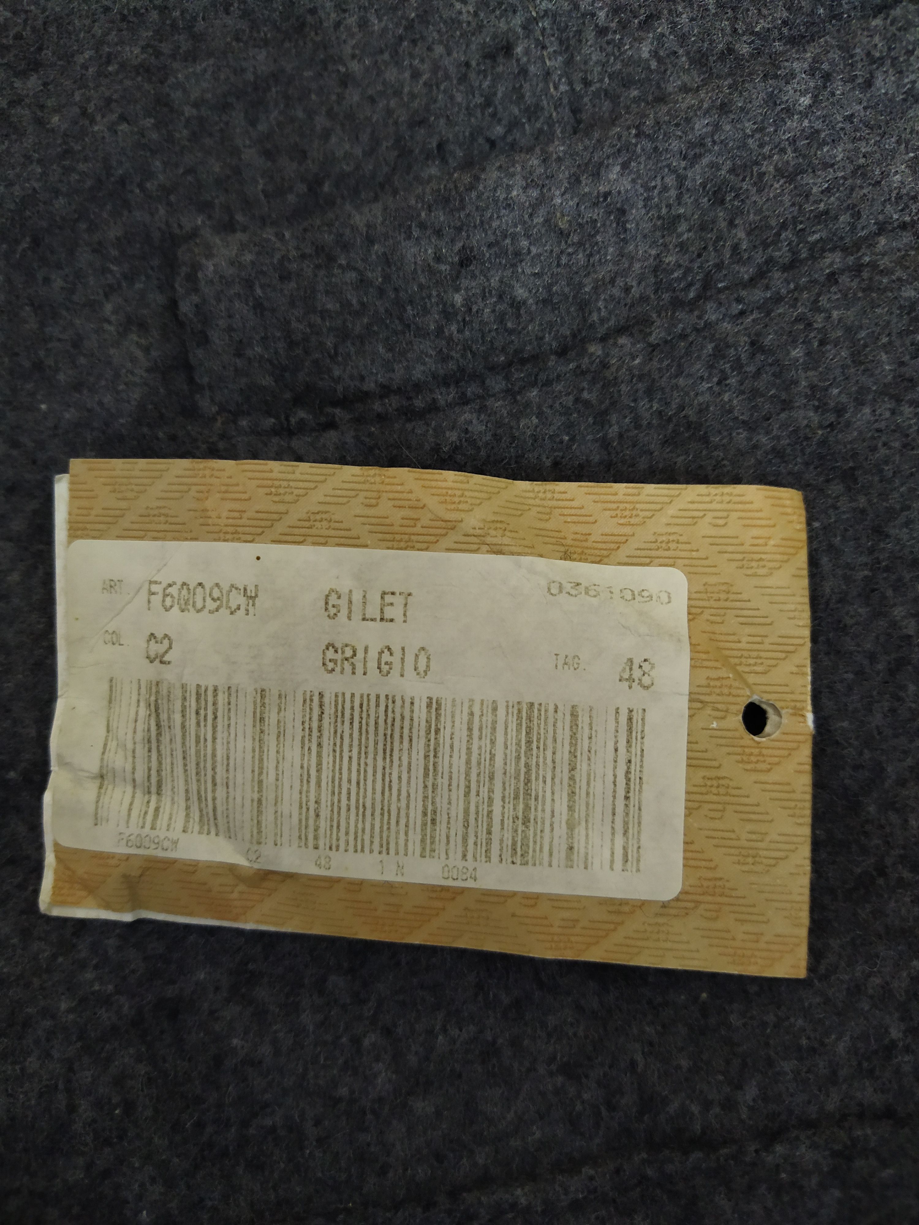 Armani ARMANI SLEEVELESS JACKET (B333) Size US M / EU 48-50 / 2 - 7 Thumbnail