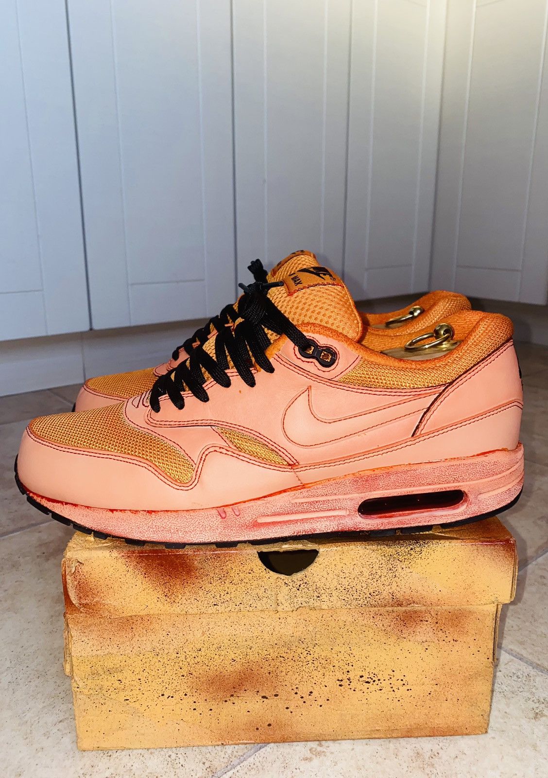 Nike × Patta × atmos NikeLab Air Max1 DipDye Supreme Parra Tn Fragment Concepts Size US 10.5 / EU 43-44 - 1 Thumbnail