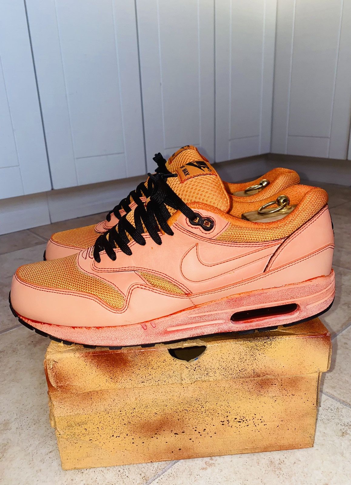 Nike × Patta × atmos NikeLab Air Max1 DipDye Supreme Parra Tn Fragment Concepts Size US 10.5 / EU 43-44 - 15 Thumbnail