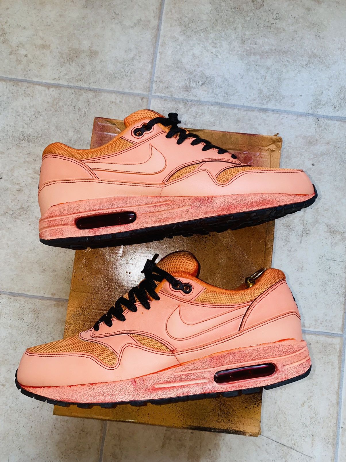 Nike × Patta × atmos NikeLab Air Max1 DipDye Supreme Parra Tn Fragment Concepts Size US 10.5 / EU 43-44 - 4 Thumbnail