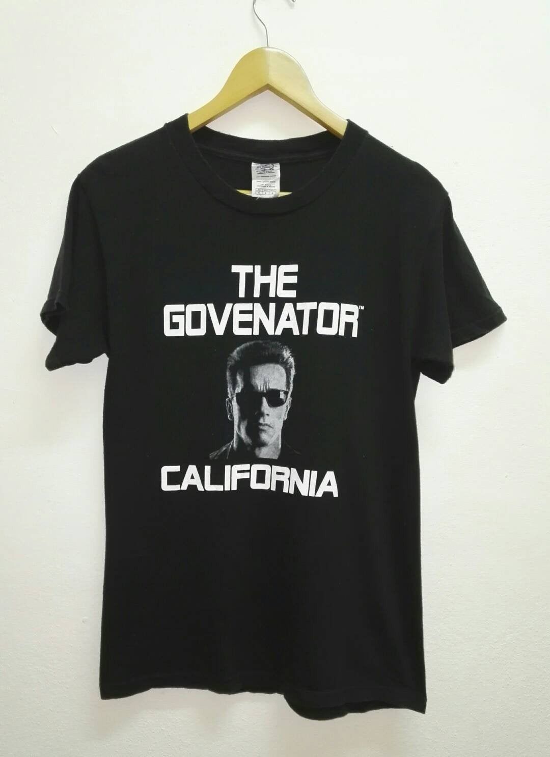 image of Tee Movie Terminator The Govenator California in Black, Men's (Size Small)