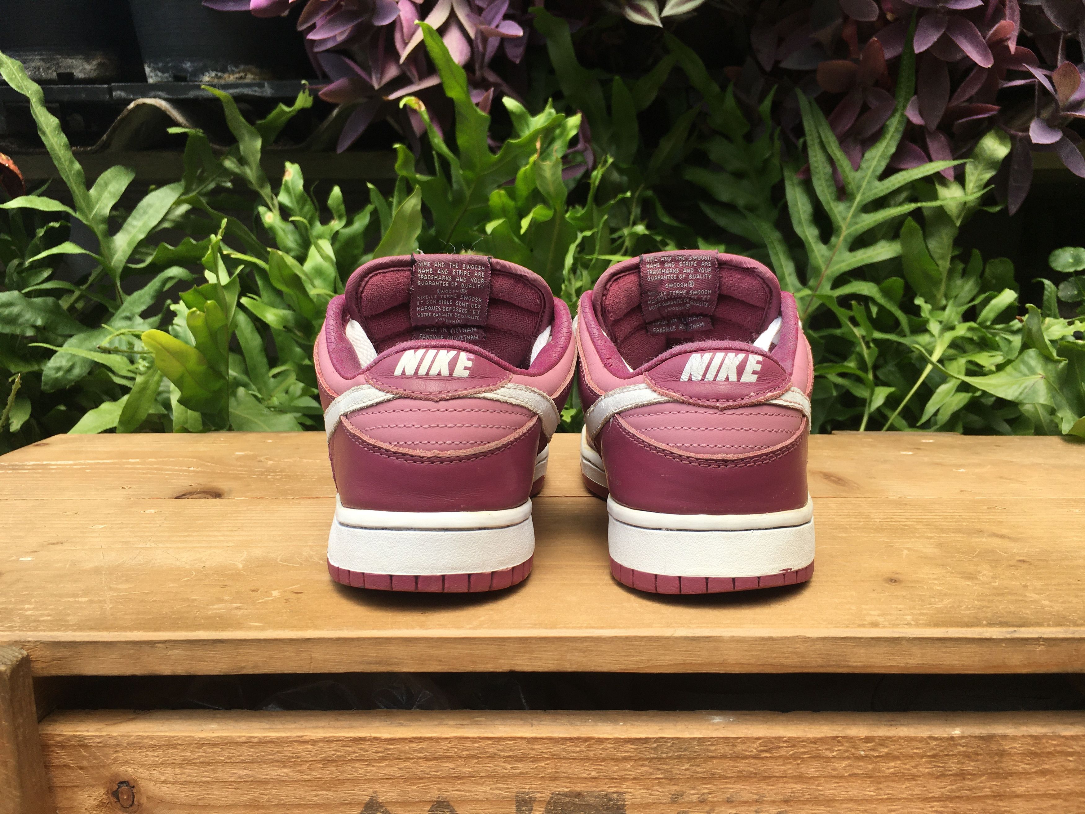 Nike × Vintage 🔥 Rare Nike Dunk Low Pro Pink Deco Unsplatter 2003 WMNS Size US 6.5 / EU 39-40 - 15 Thumbnail