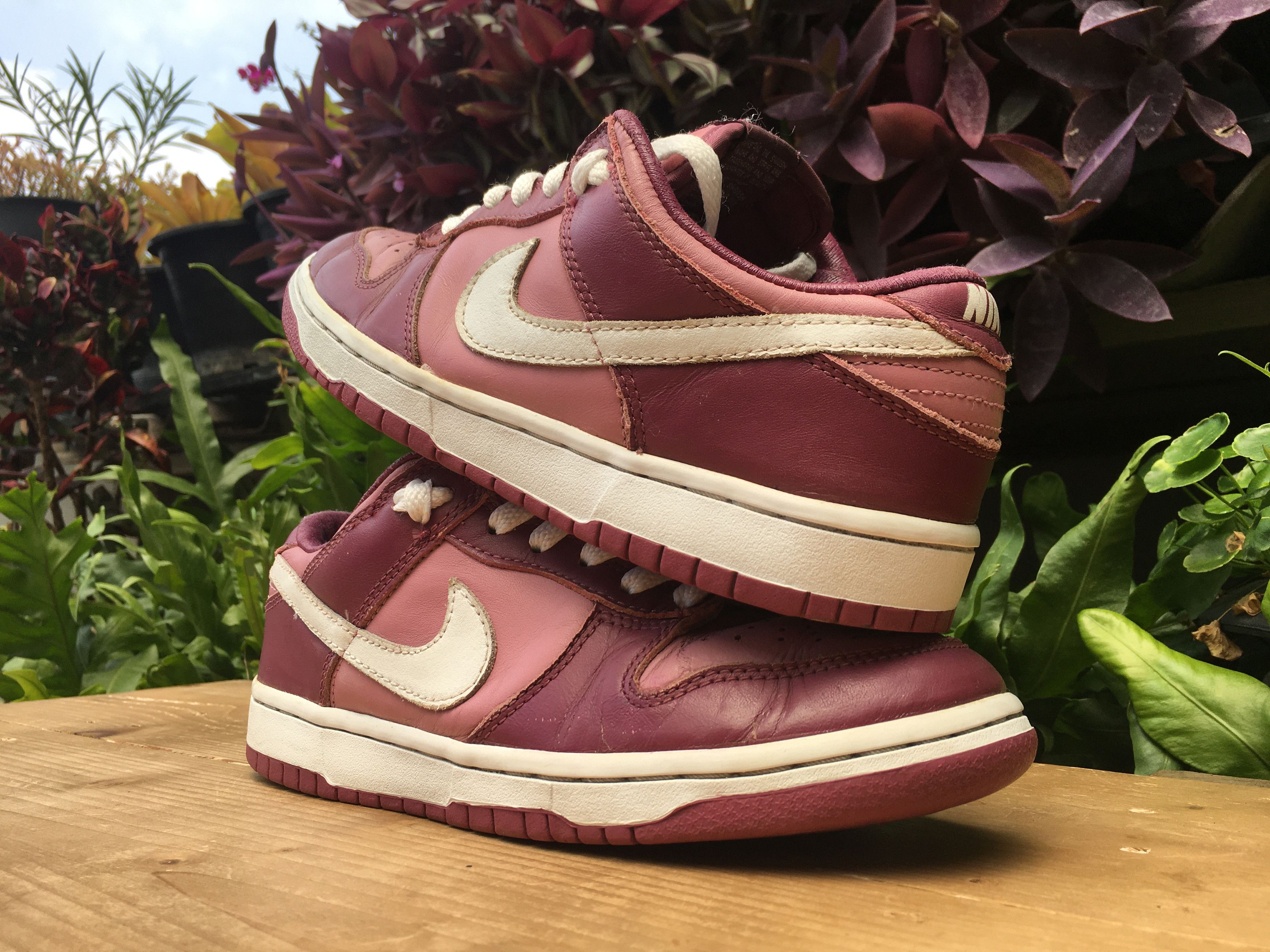 Nike × Vintage 🔥 Rare Nike Dunk Low Pro Pink Deco Unsplatter 2003 WMNS Size US 6.5 / EU 39-40 - 2 Thumbnail