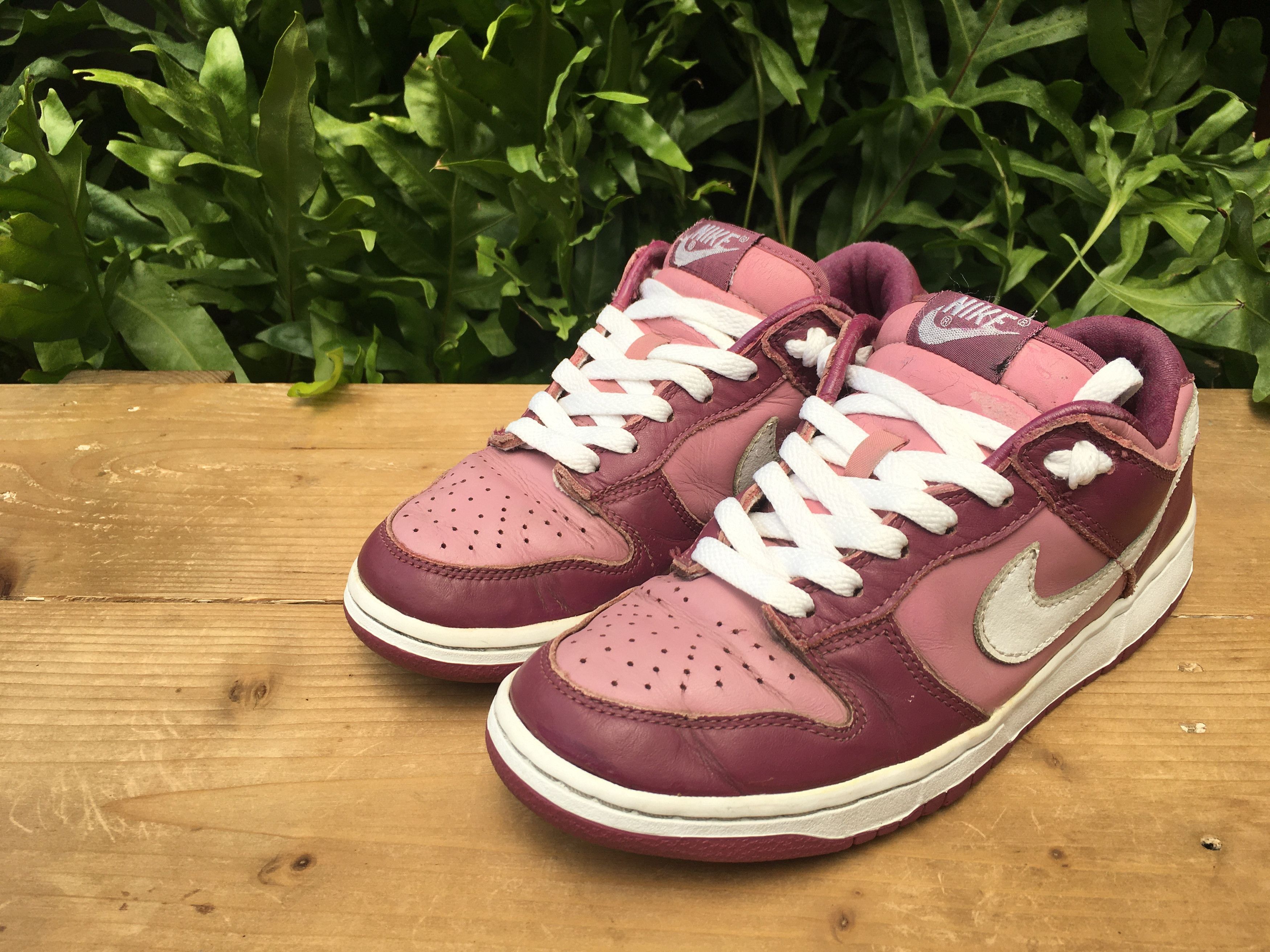 Nike × Vintage 🔥 Rare Nike Dunk Low Pro Pink Deco Unsplatter 2003 WMNS Size US 6.5 / EU 39-40 - 6 Thumbnail