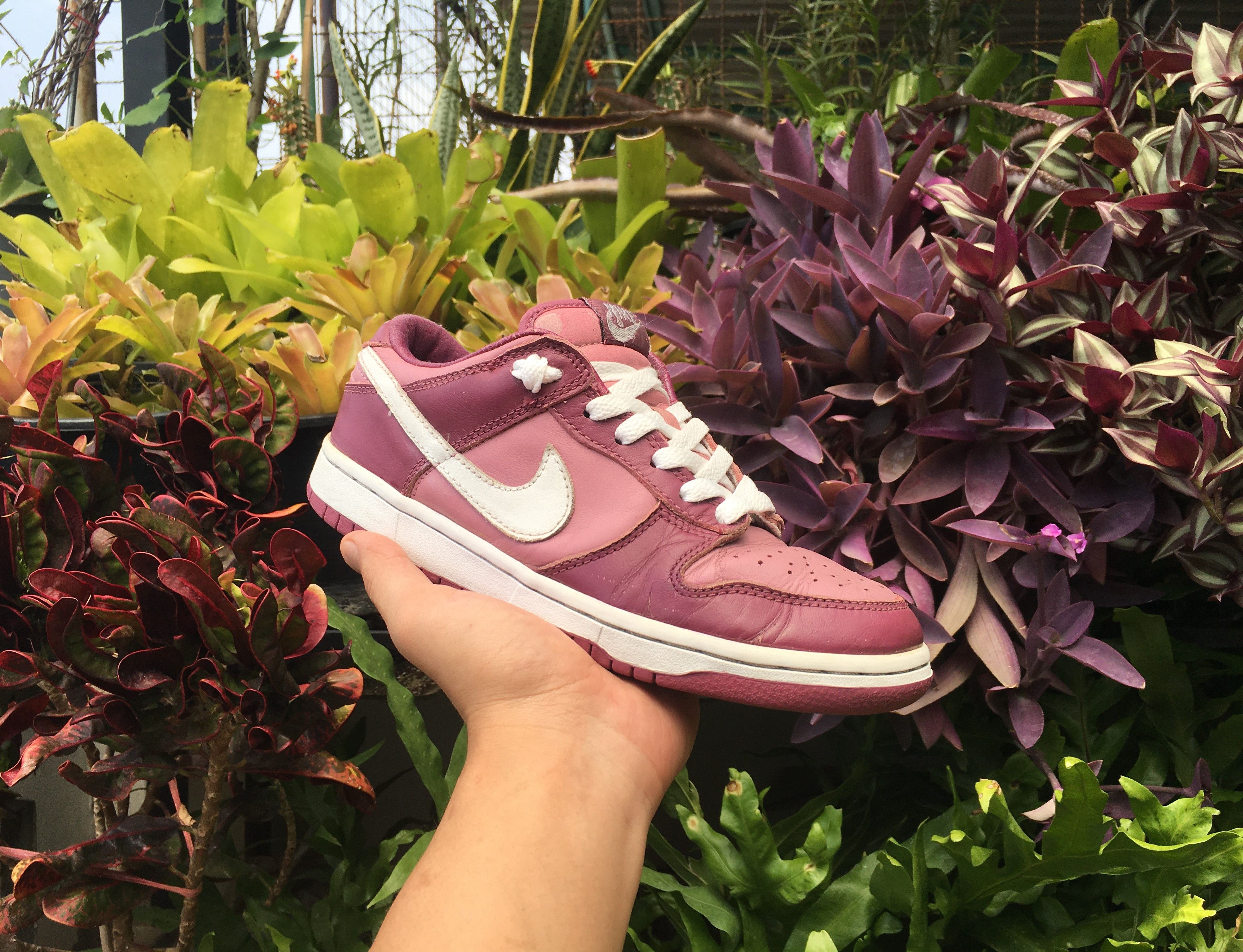 Nike × Vintage 🔥 Rare Nike Dunk Low Pro Pink Deco Unsplatter 2003 WMNS Size US 6.5 / EU 39-40 - 1 Thumbnail