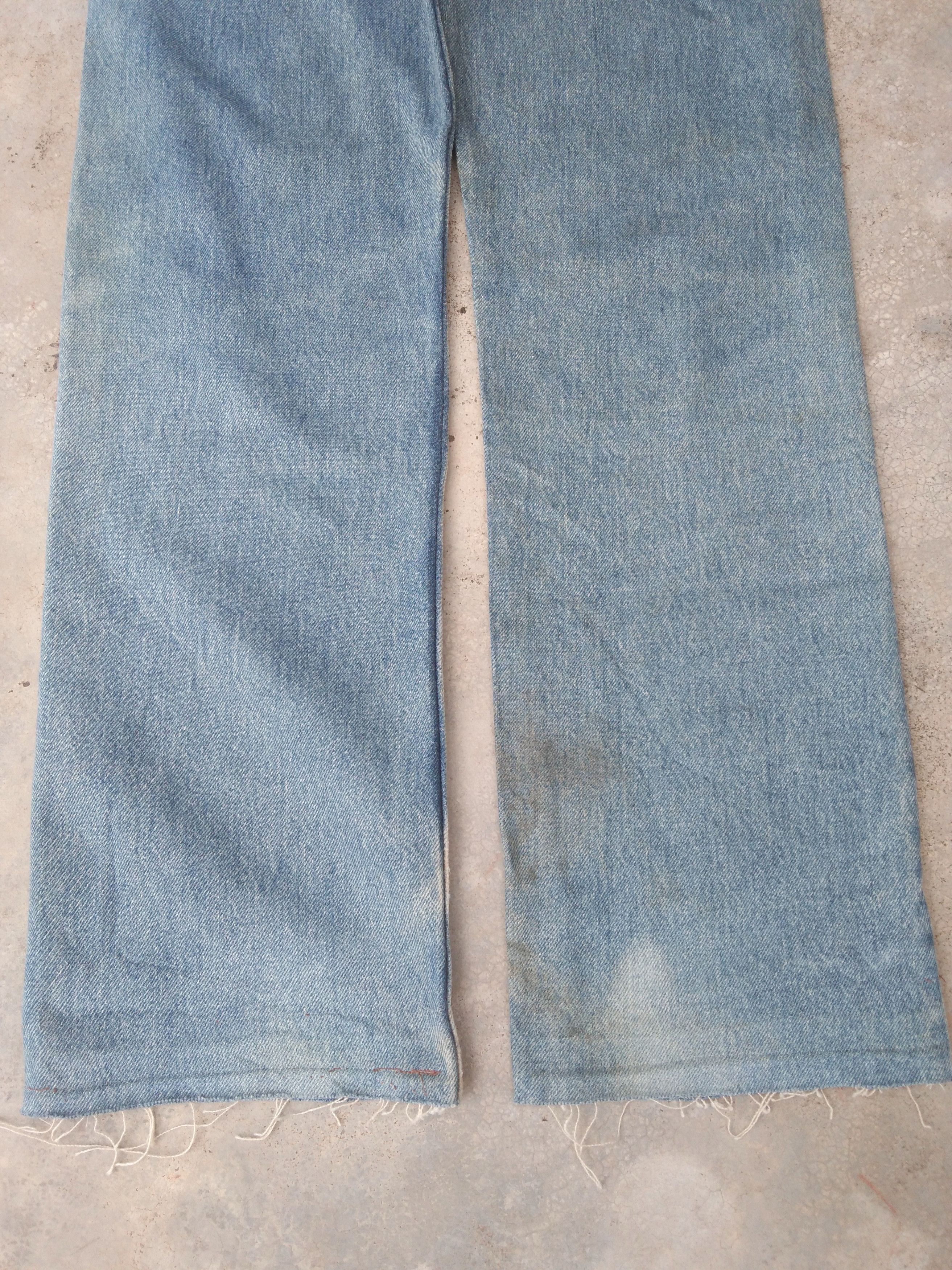 Levi's × Vintage 90s Vintage Levis 501 Made In USA Distressed Jeans 28x30 Size US 28 / EU 44 - 3 Thumbnail