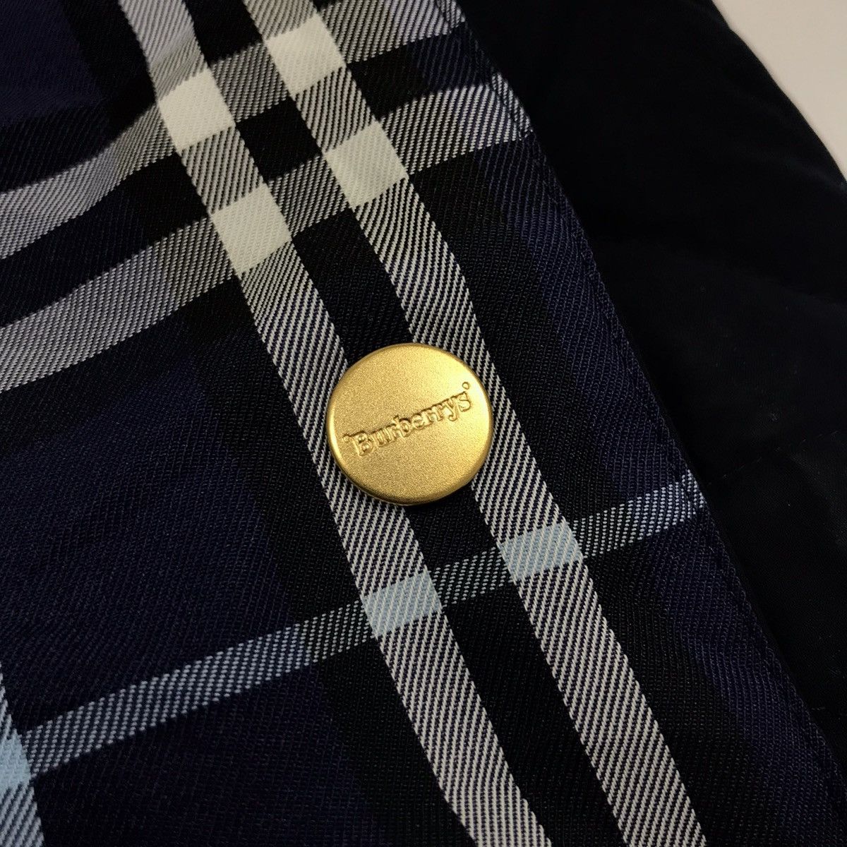 Burberry × Vintage Vintage Burberrys Quilted Button Up Long Jacket Size US XL / EU 56 / 4 - 9 Thumbnail