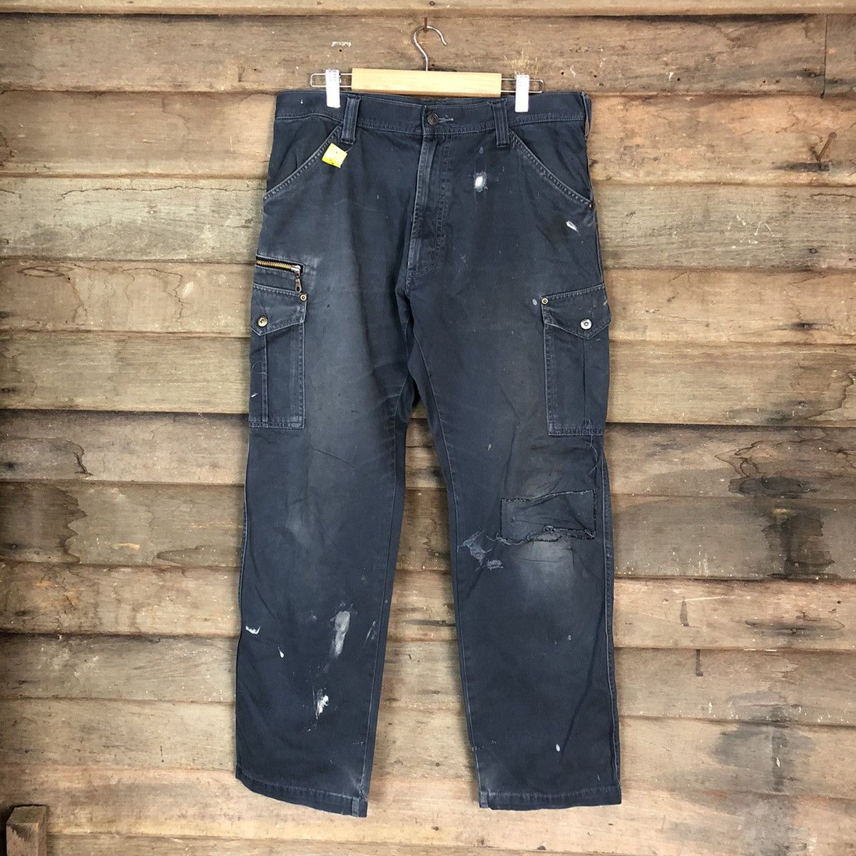 Japanese Brand DLL Japanese Brand Distressed worn Cargo Multipocket #1491 Size US 34 / EU 50 - 1 Thumbnail