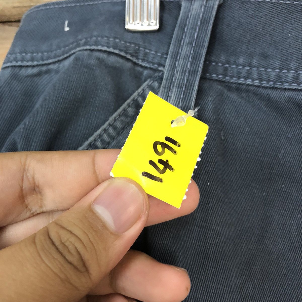 Japanese Brand DLL Japanese Brand Distressed worn Cargo Multipocket #1491 Size US 34 / EU 50 - 8 Thumbnail