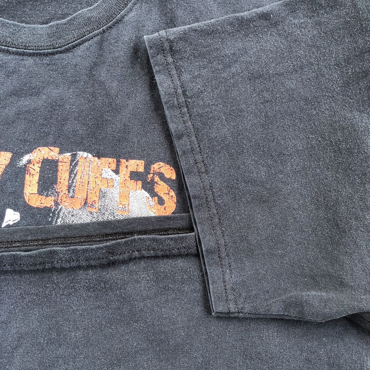Band Tees Vintage Fisty Cuffs Rap Tees T Shirt Size US L / EU 52-54 / 3 - 8 Thumbnail