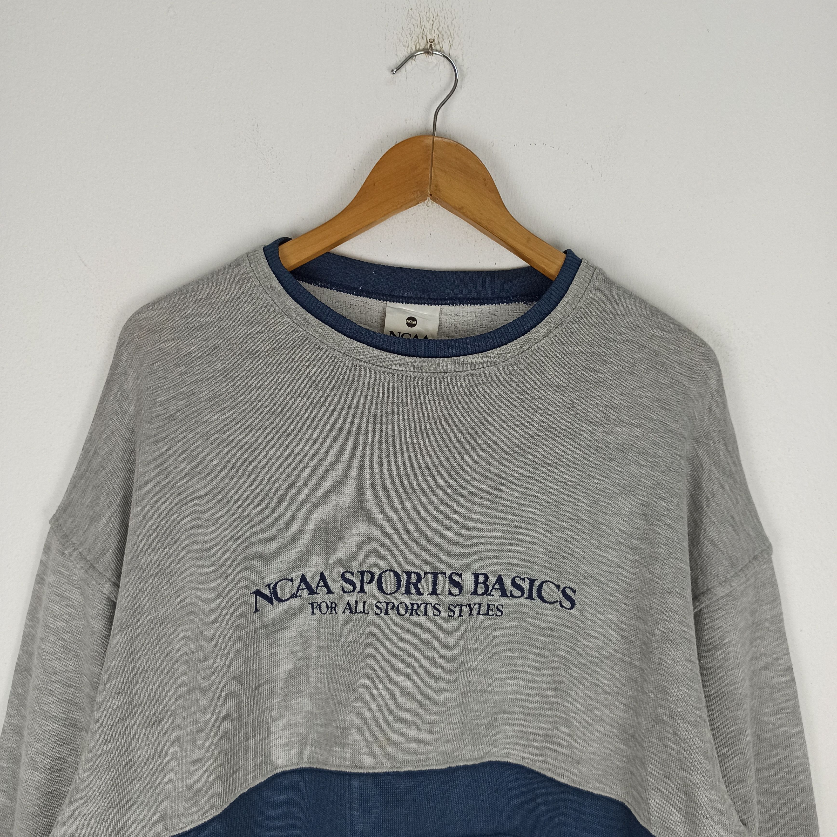 Descente Vintage🔥 NCAA Desente Sweatshirt Crewneck jumper Size US XL / EU 56 / 4 - 2 Thumbnail