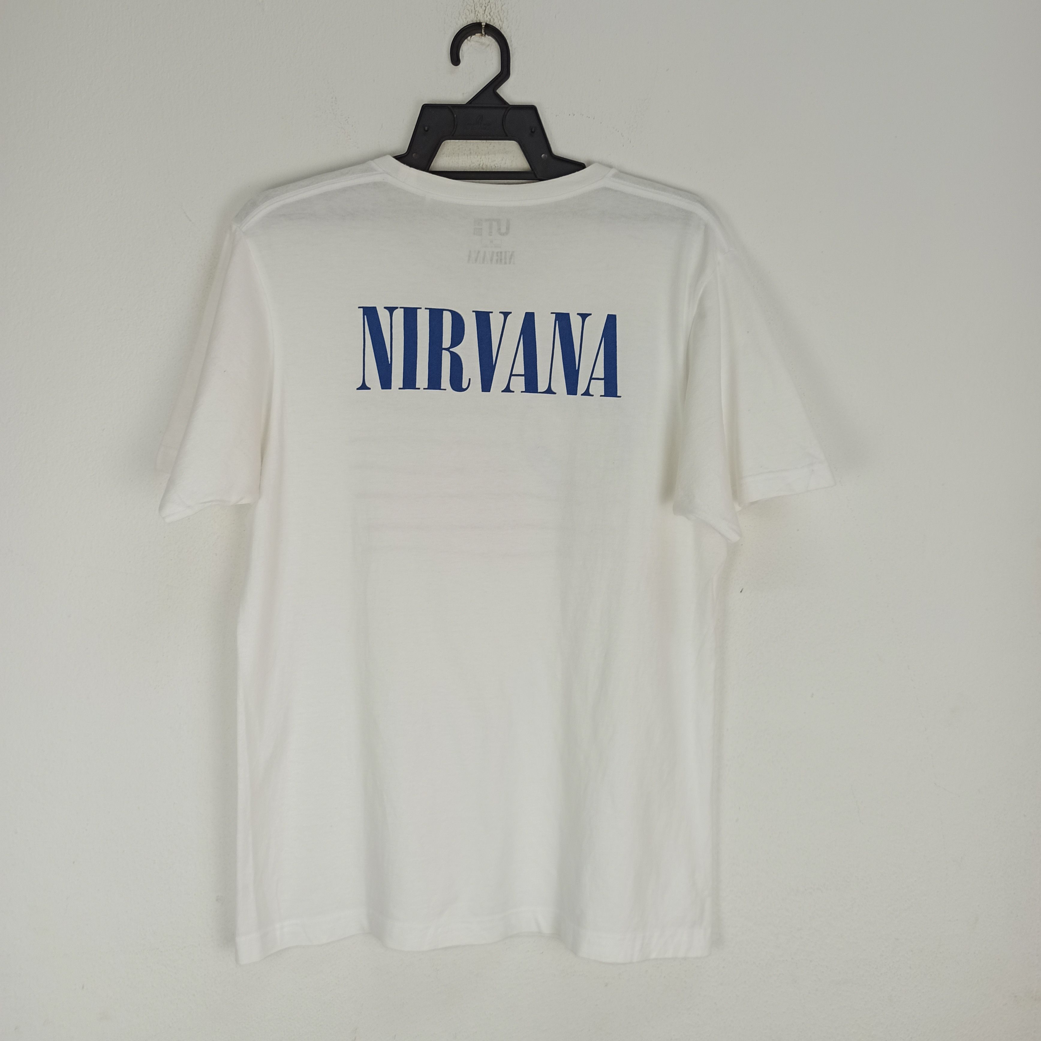 Band Tees Nirvana X Uniqlo Tshirt Nice Design Size US M / EU 48-50 / 2 - 4 Thumbnail