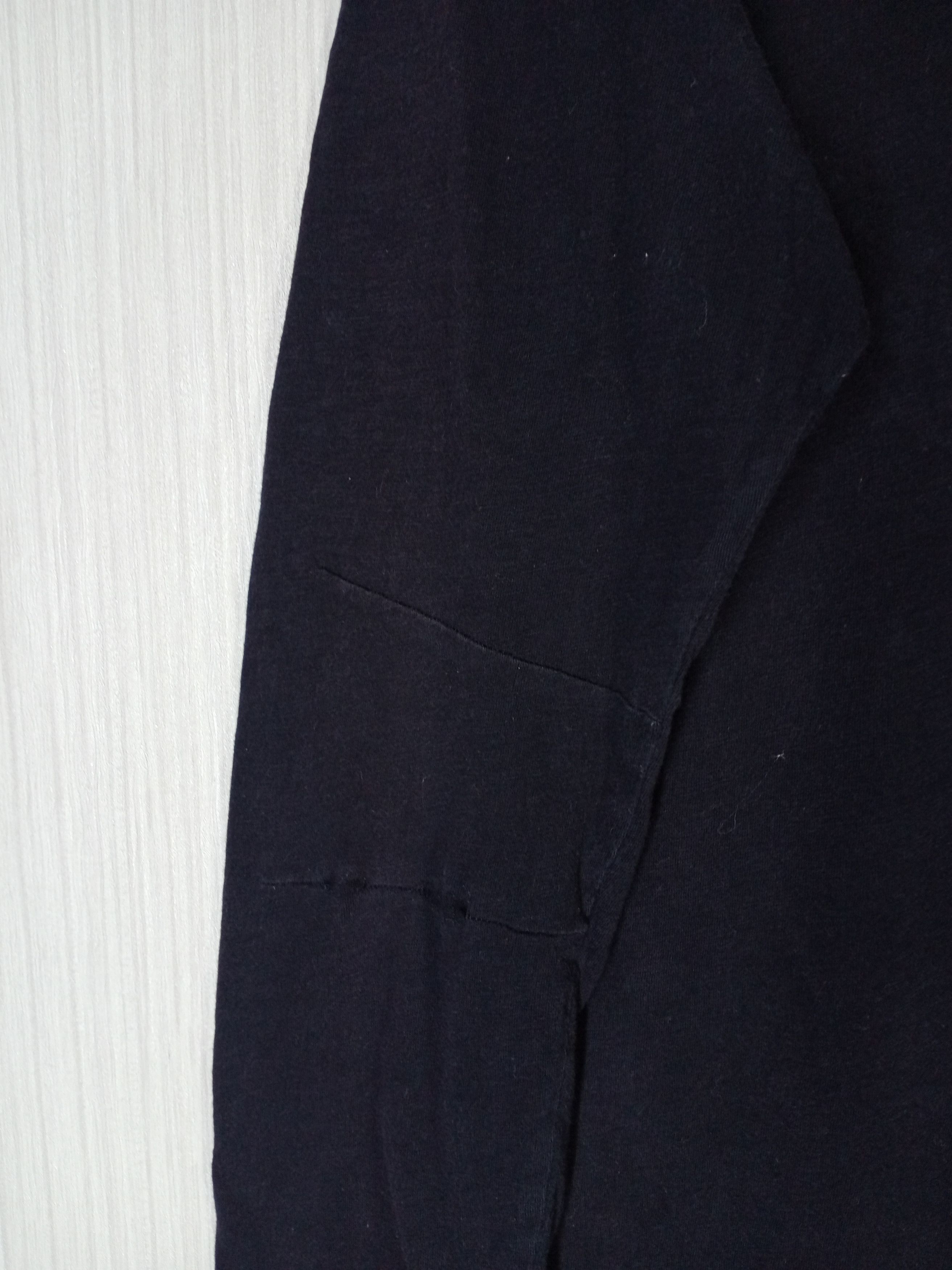 GU × Undercover Uniqlo Undercover Jun Takahashi Black Long Sleeve Tshirt Size US M / EU 48-50 / 2 - 4 Thumbnail
