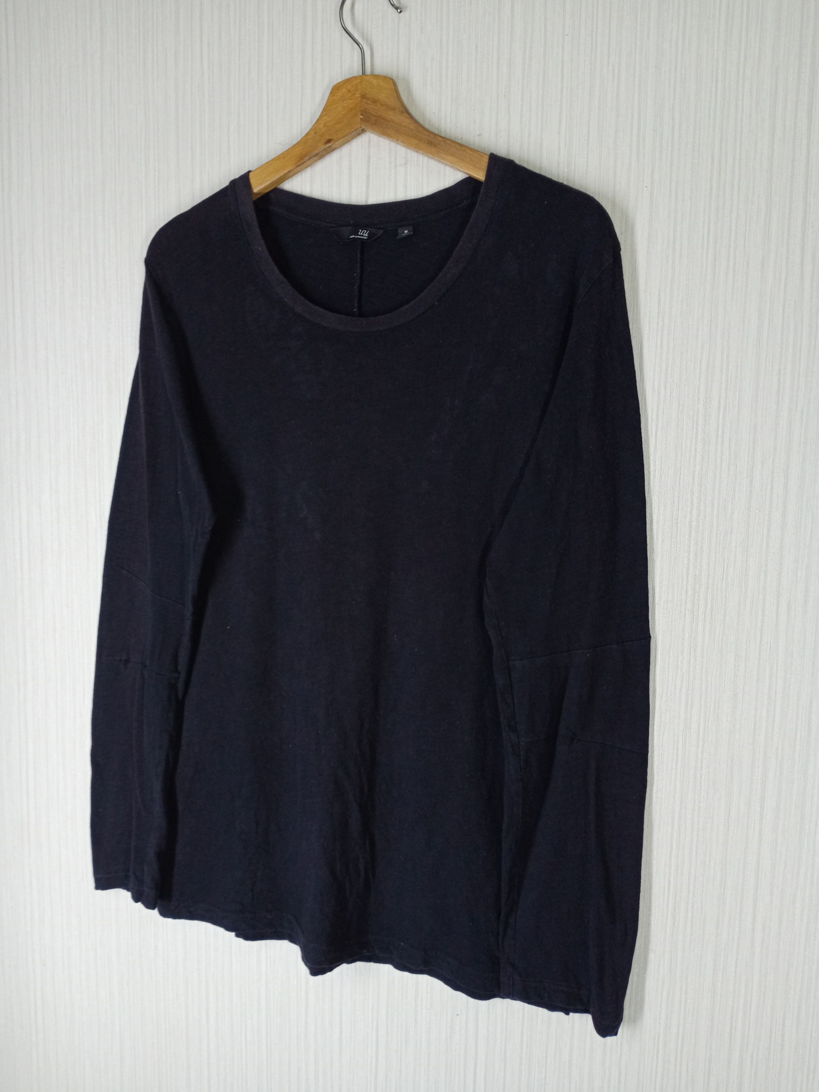 GU × Undercover Uniqlo Undercover Jun Takahashi Black Long Sleeve Tshirt Size US M / EU 48-50 / 2 - 2 Thumbnail