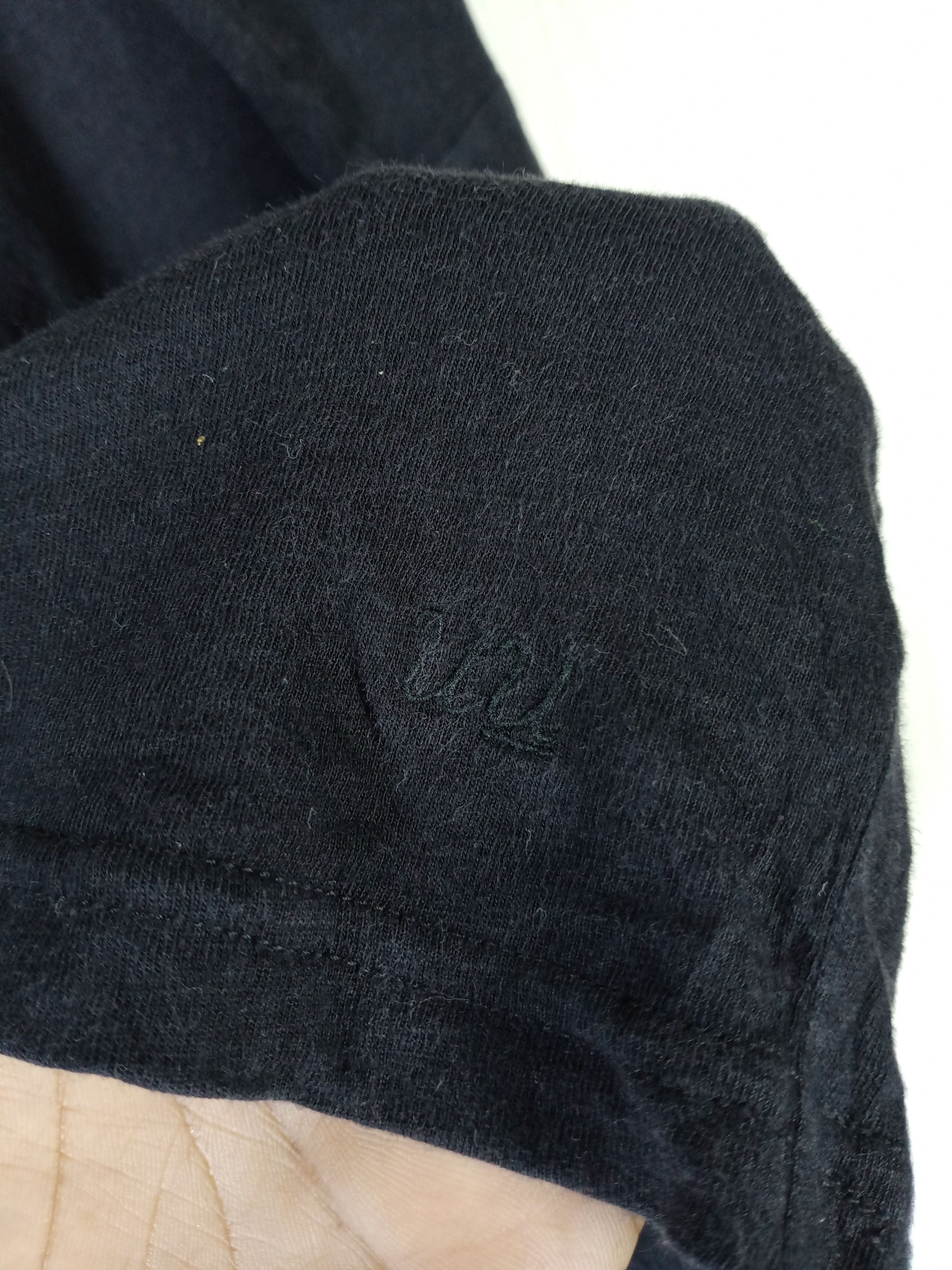 GU × Undercover Uniqlo Undercover Jun Takahashi Black Long Sleeve Tshirt Size US M / EU 48-50 / 2 - 7 Thumbnail
