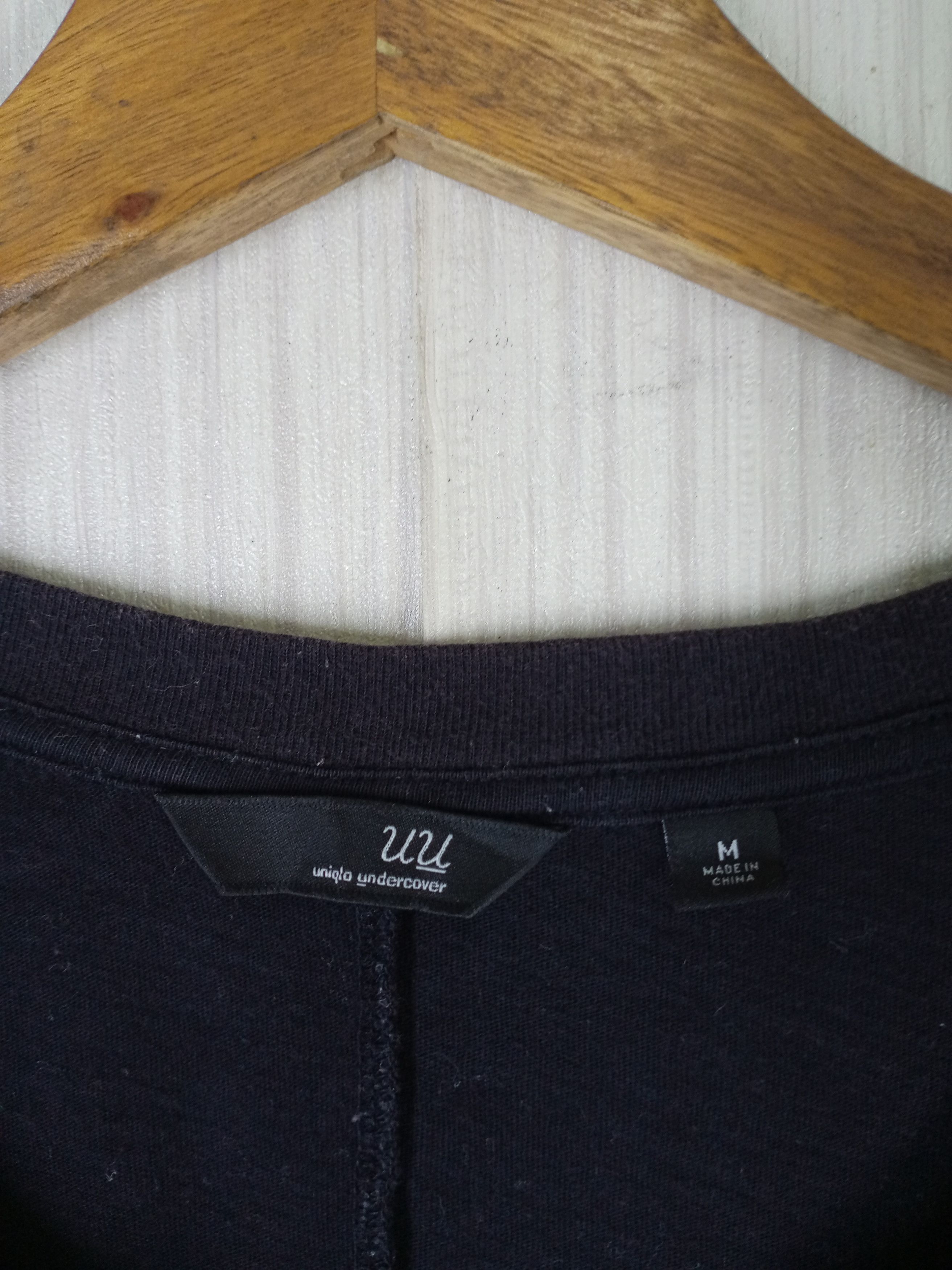 GU × Undercover Uniqlo Undercover Jun Takahashi Black Long Sleeve Tshirt Size US M / EU 48-50 / 2 - 5 Thumbnail