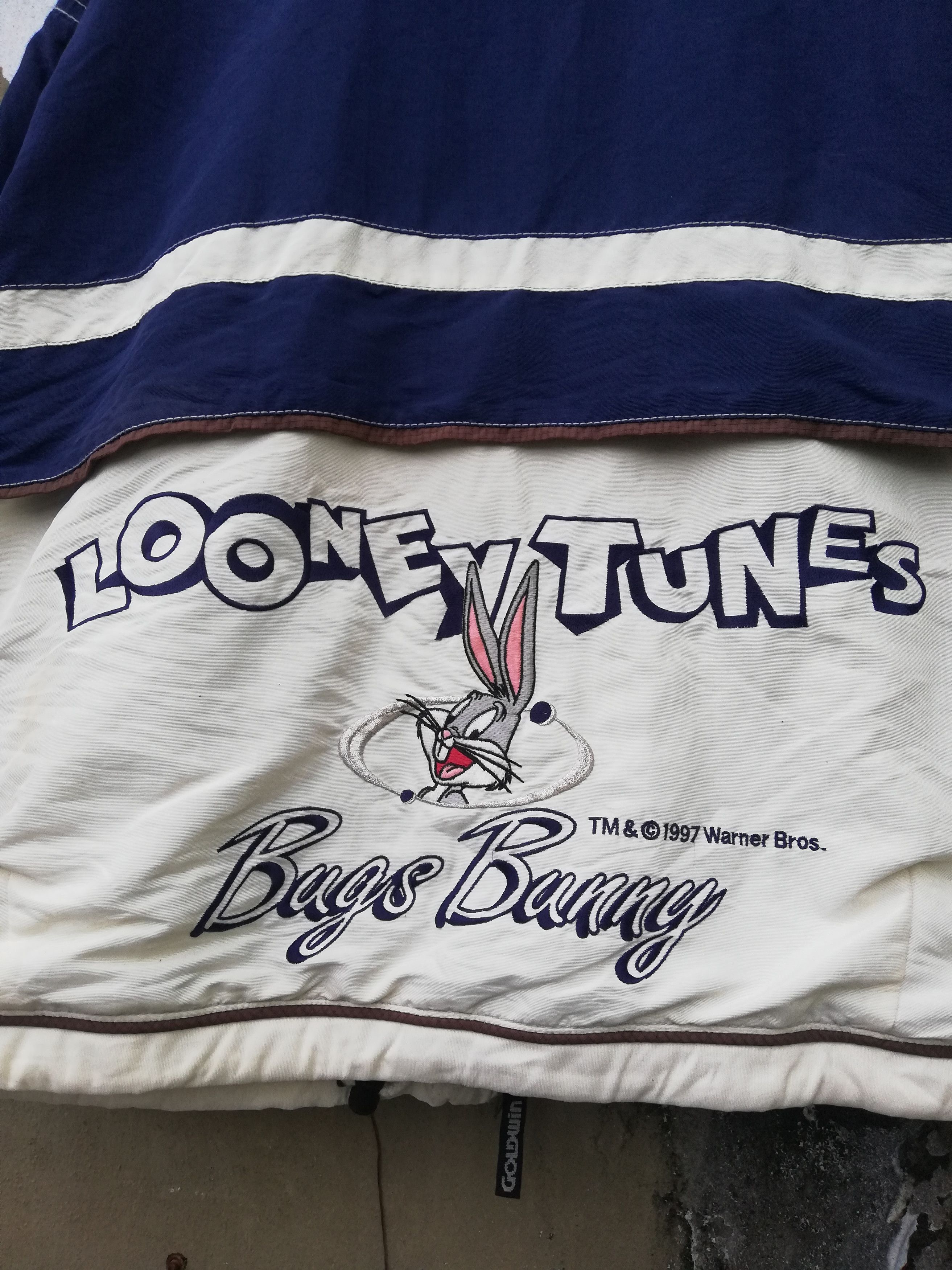 Goldwin × Vintage × Warner Bros Vintage 90's Looney Tunes Bugs Bunny Jacket Size US L / EU 52-54 / 3 - 9 Thumbnail