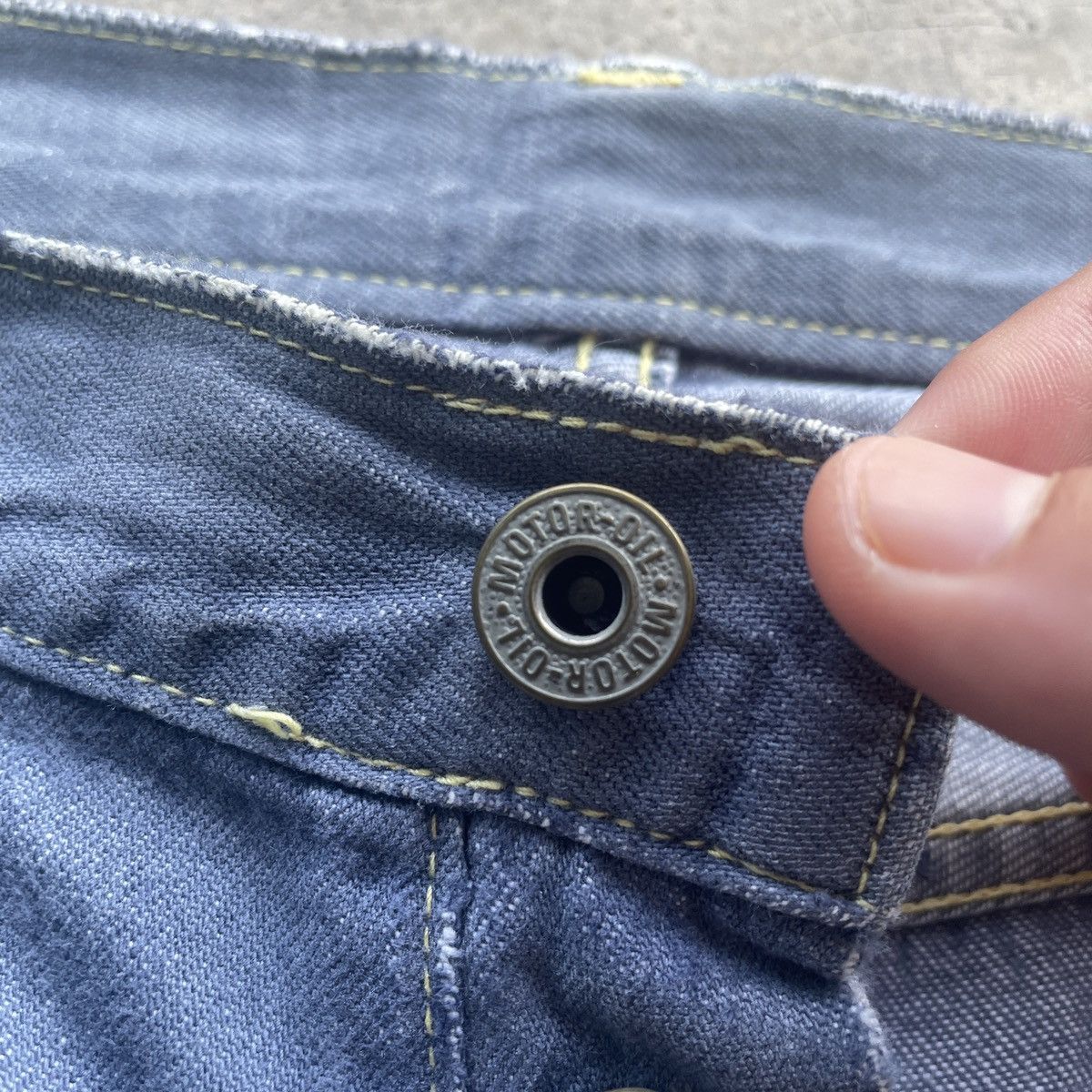 Japanese Brand Vintage Motor Oil Faded Blue Trousers Casual Pants W30 Size US 30 / EU 46 - 8 Thumbnail