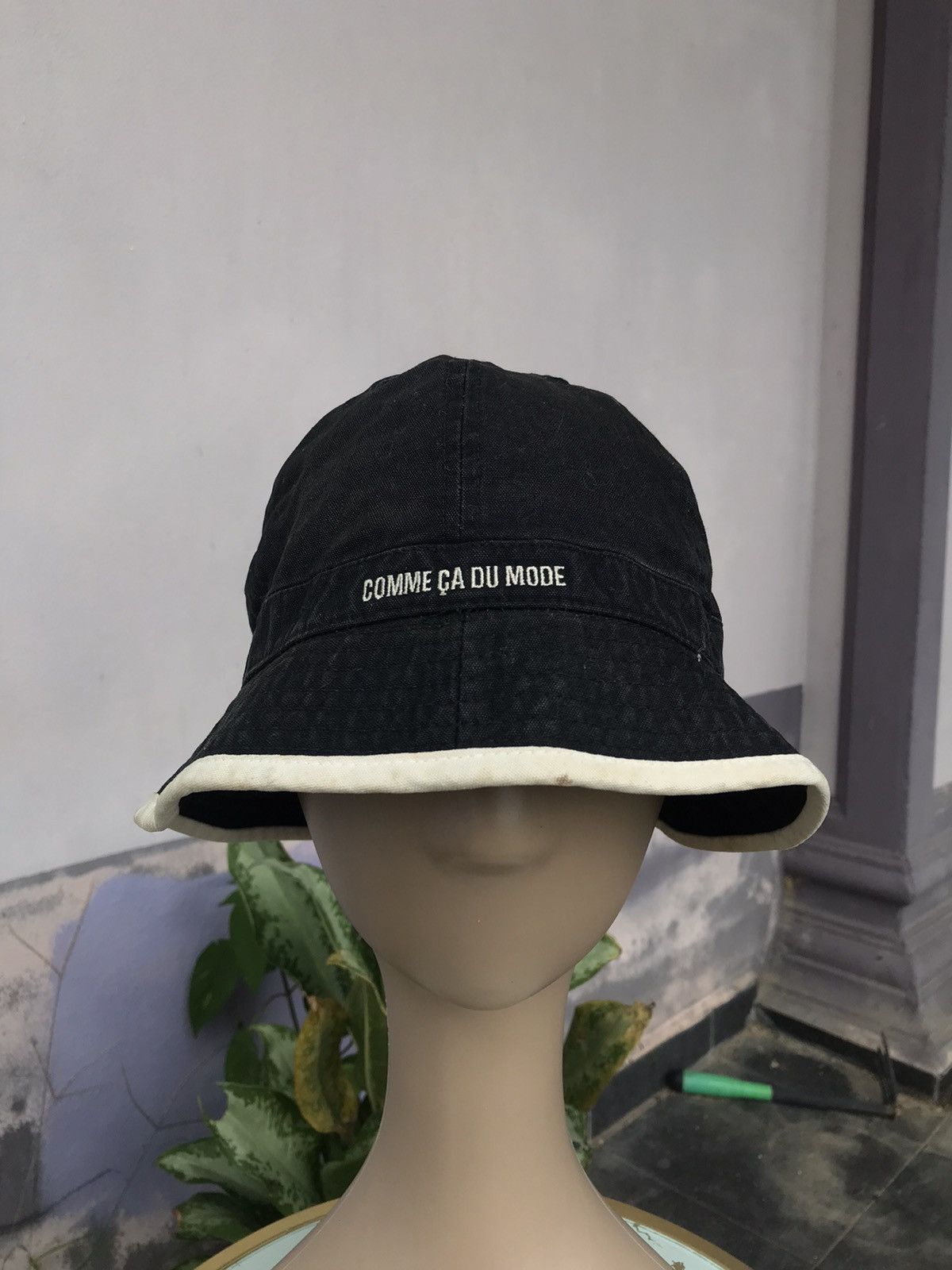 Vintage Comme Ca Du Mode Bucket Hat