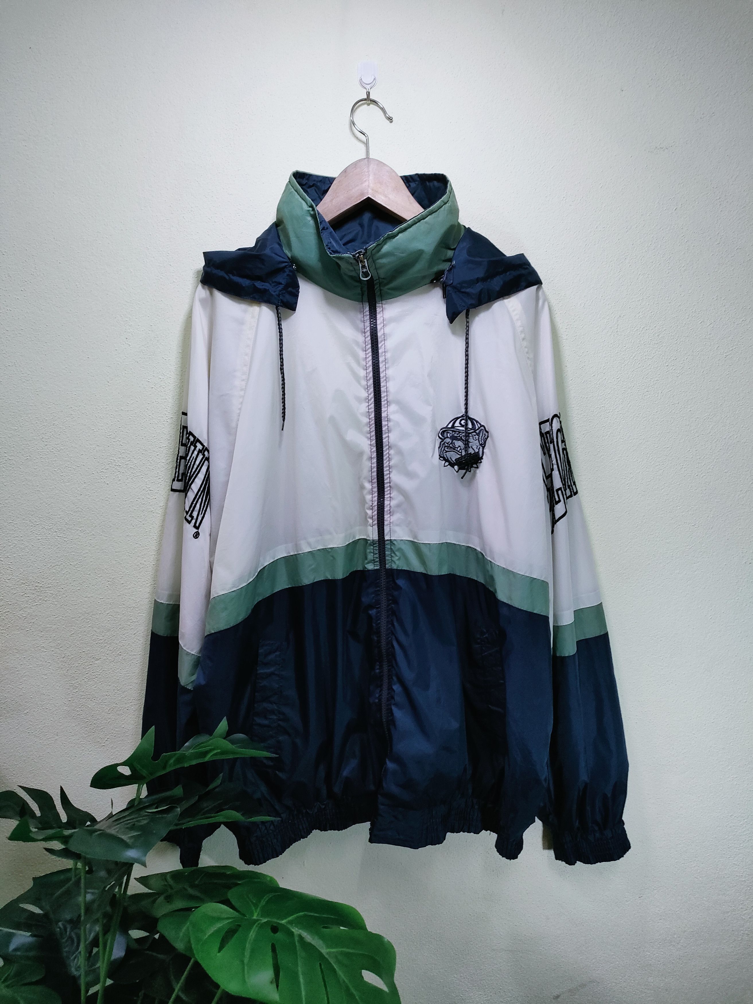 Vintage Vintage Georgetown Hoyas Windbreaker Jacket Size US XL / EU 56 / 4 - 2 Thumbnail