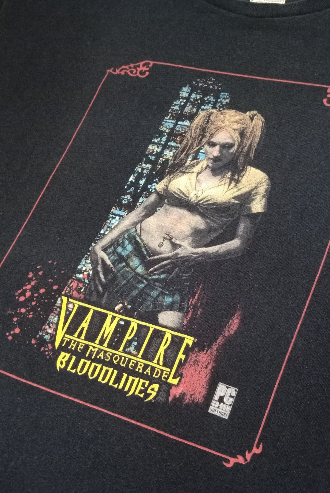 The Game Vintage Vampire the Masquerade Bloodlines GameStop T-shirt Size US XL / EU 56 / 4 - 7 Thumbnail