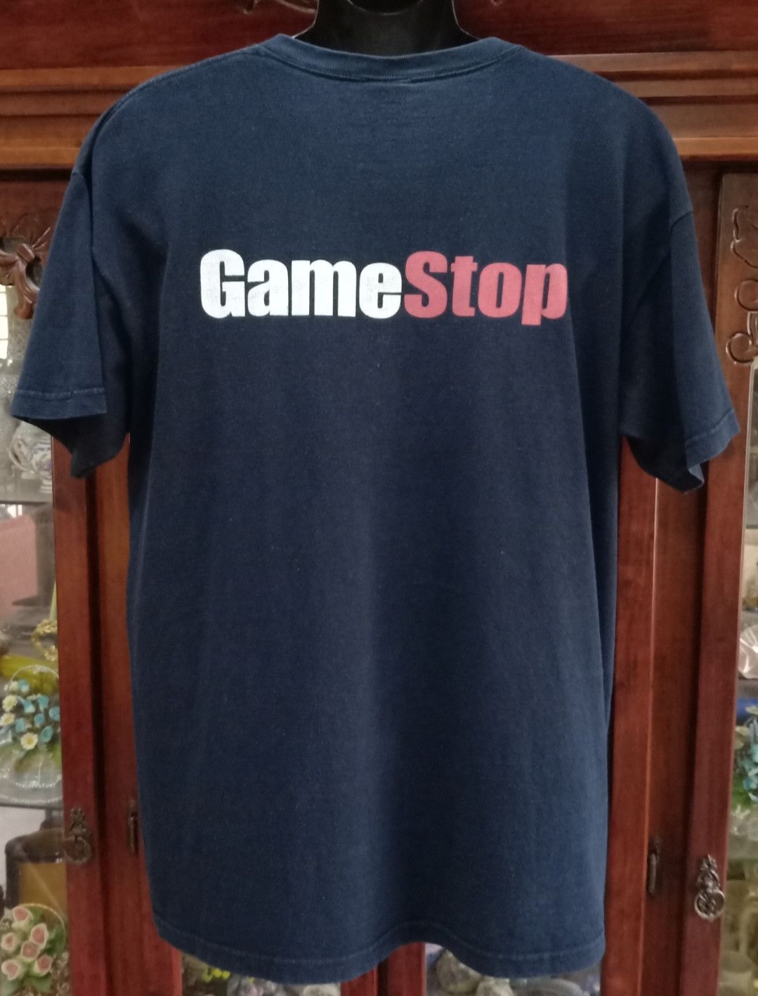 The Game Vintage Vampire the Masquerade Bloodlines GameStop T-shirt Size US XL / EU 56 / 4 - 2 Thumbnail