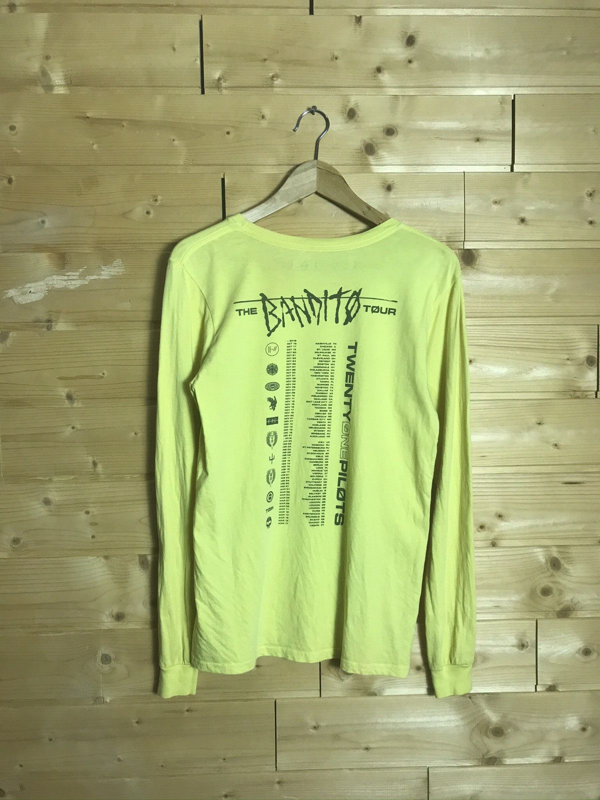 Band Tees Twenty One Pilots band shirt Size US S / EU 44-46 / 1 - 6 Thumbnail