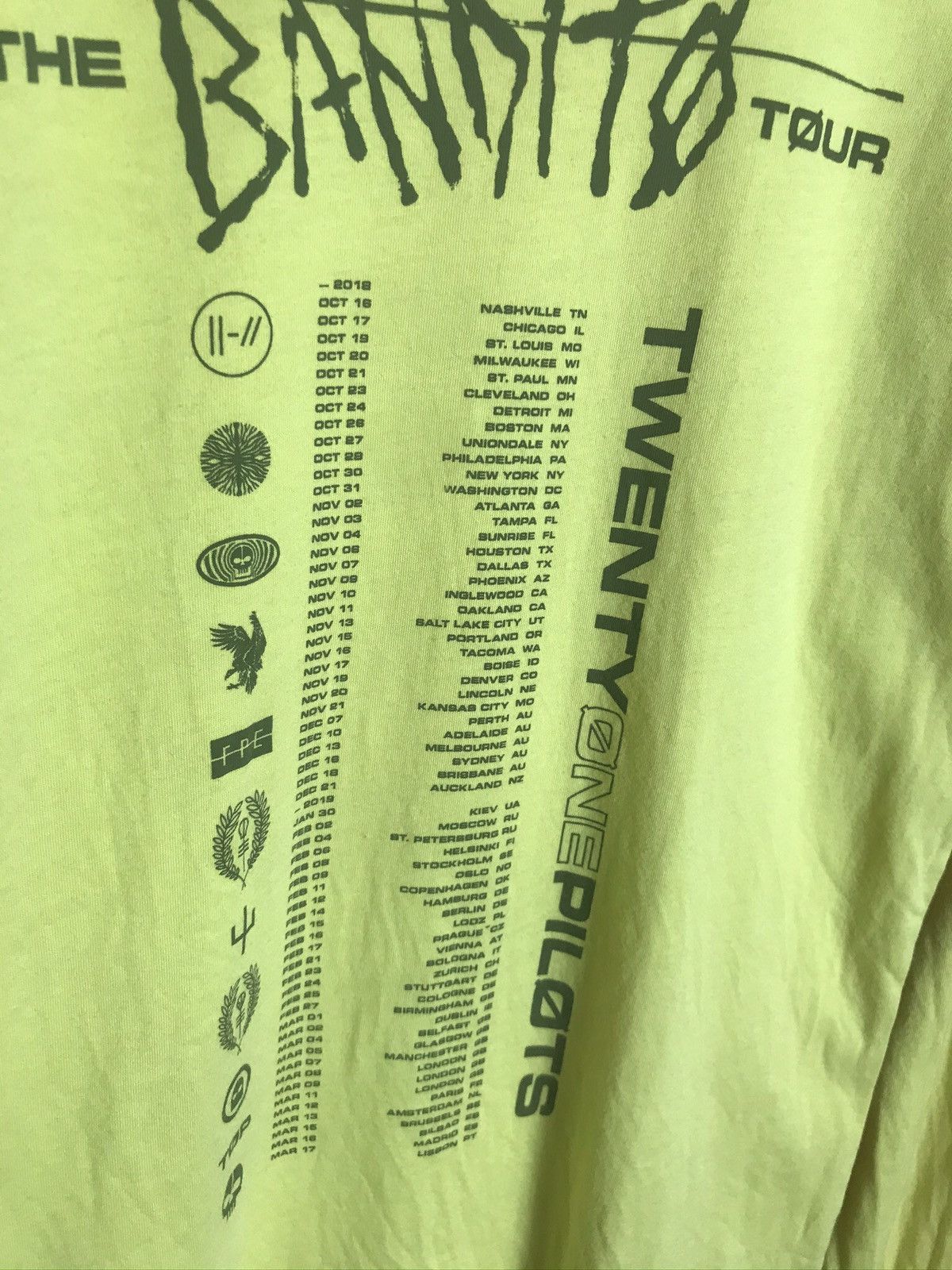 Band Tees Twenty One Pilots band shirt Size US S / EU 44-46 / 1 - 7 Thumbnail