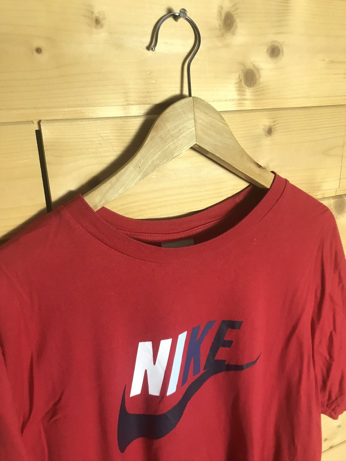 Vintage Vintage Nike big logo t-shirt Size US L / EU 52-54 / 3 - 4 Thumbnail