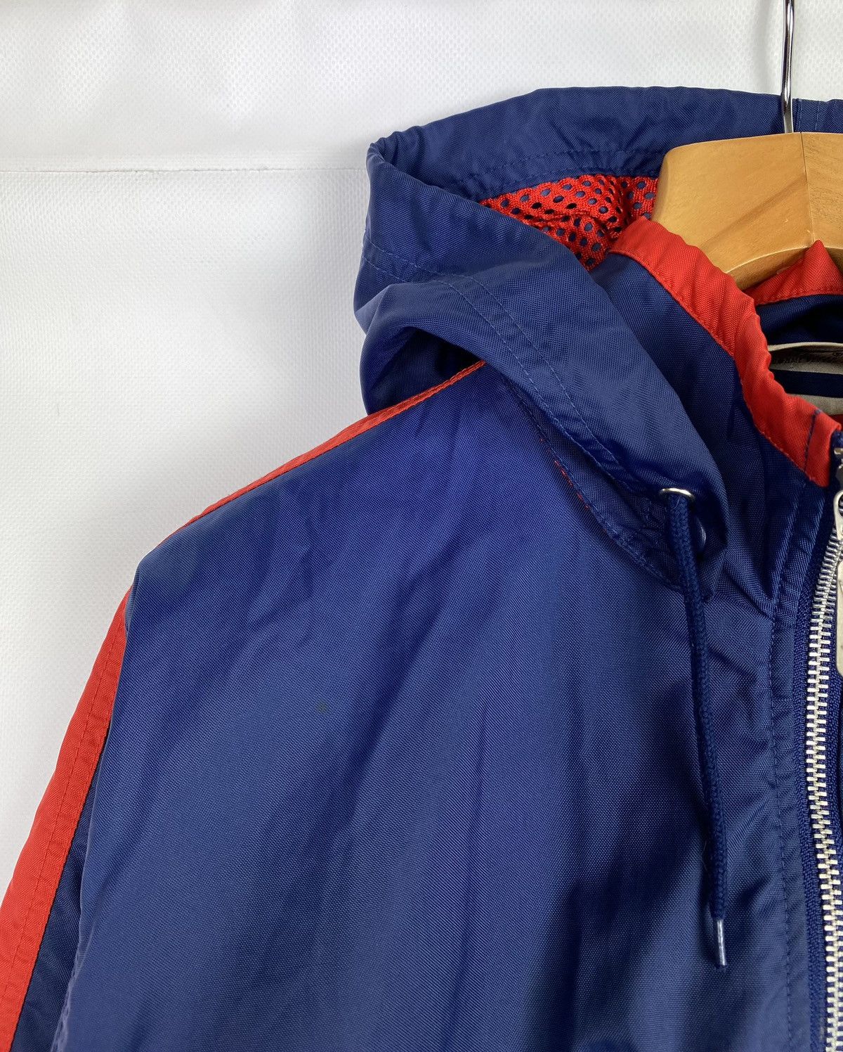 Nike × Vintage VTG Nike big back swoosh full zip hooded windbreaker jacket Size US M / EU 48-50 / 2 - 6 Thumbnail