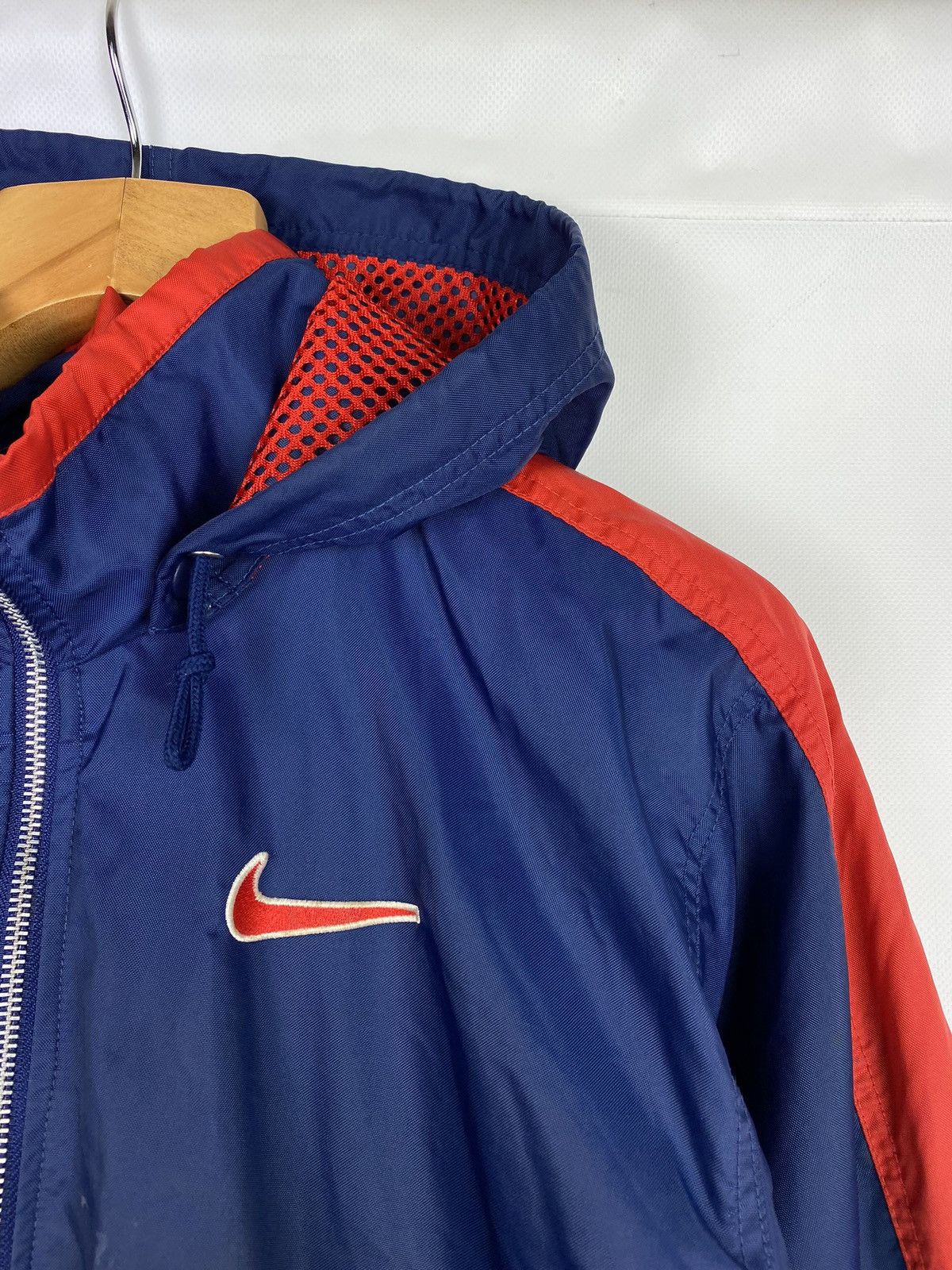 Nike × Vintage VTG Nike big back swoosh full zip hooded windbreaker jacket Size US M / EU 48-50 / 2 - 7 Thumbnail