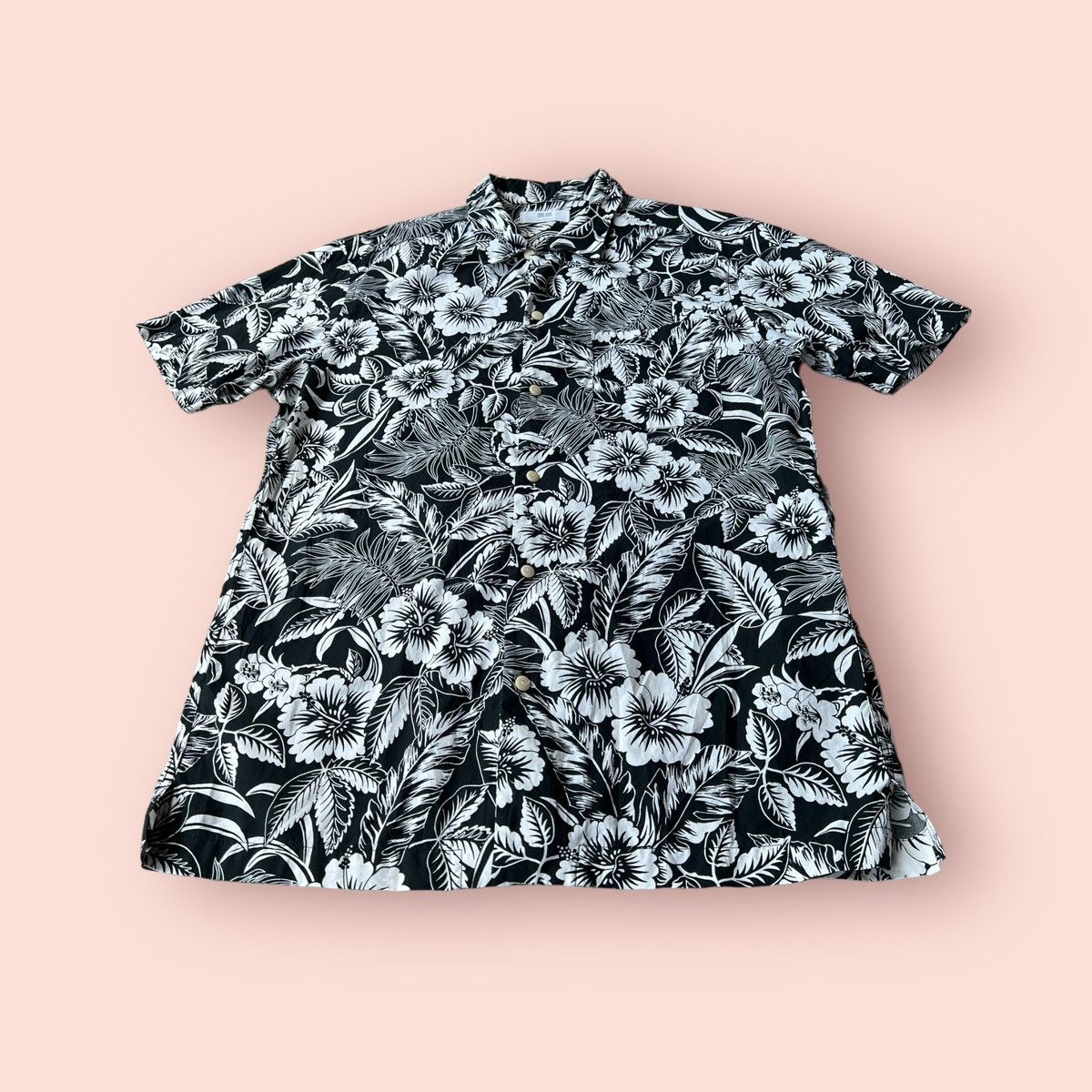 Japanese Brand × Jun Takahashi × Uniqlo UNIQLO HIBISCUS HAWAIIAN SHIRT Size US L / EU 52-54 / 3 - 8 Thumbnail
