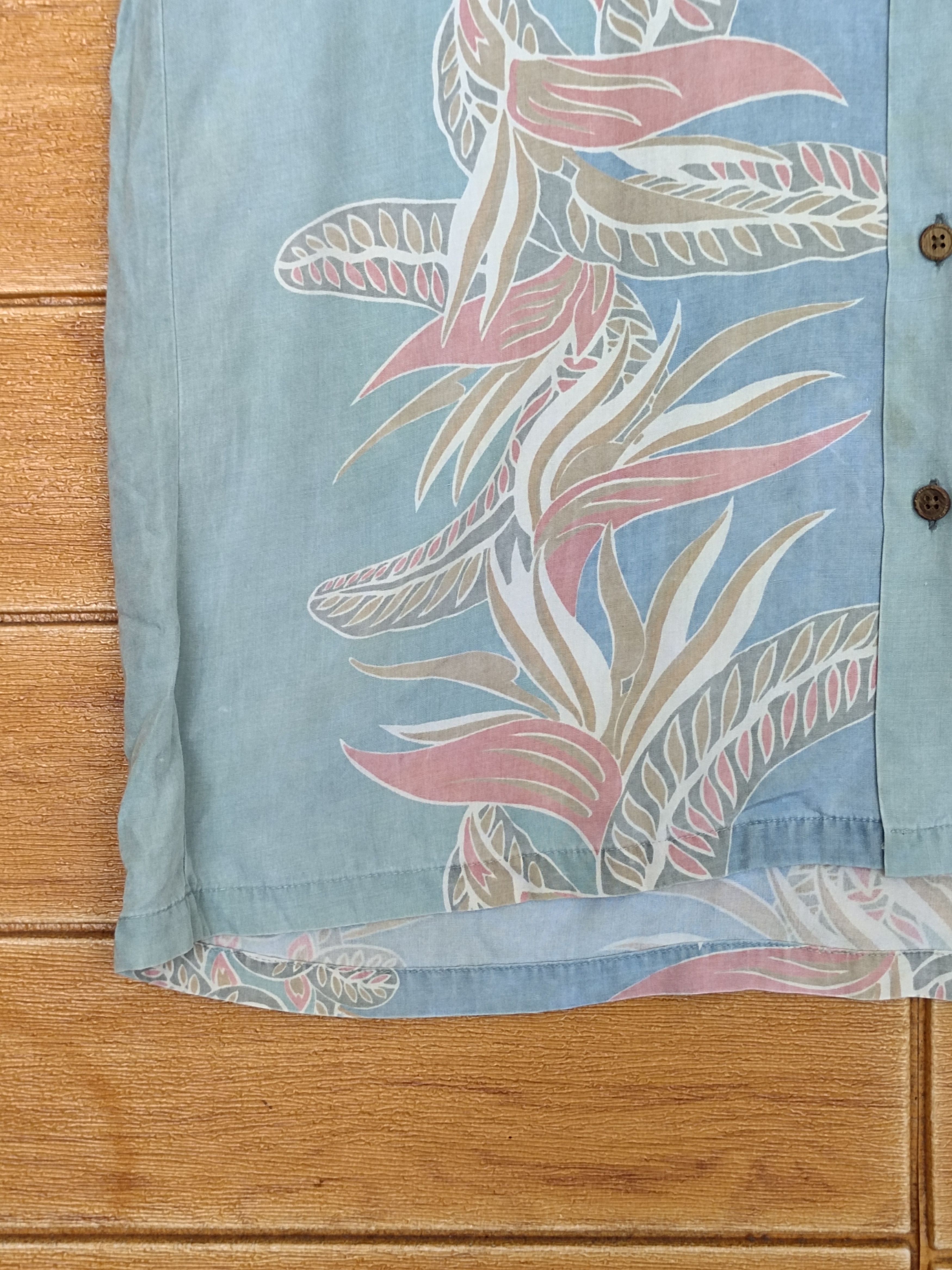 Japanese Brand Vintage Hawaiian Aloha Hello Tropical Sun Faded Rayon Shirt Size US L / EU 52-54 / 3 - 9 Thumbnail