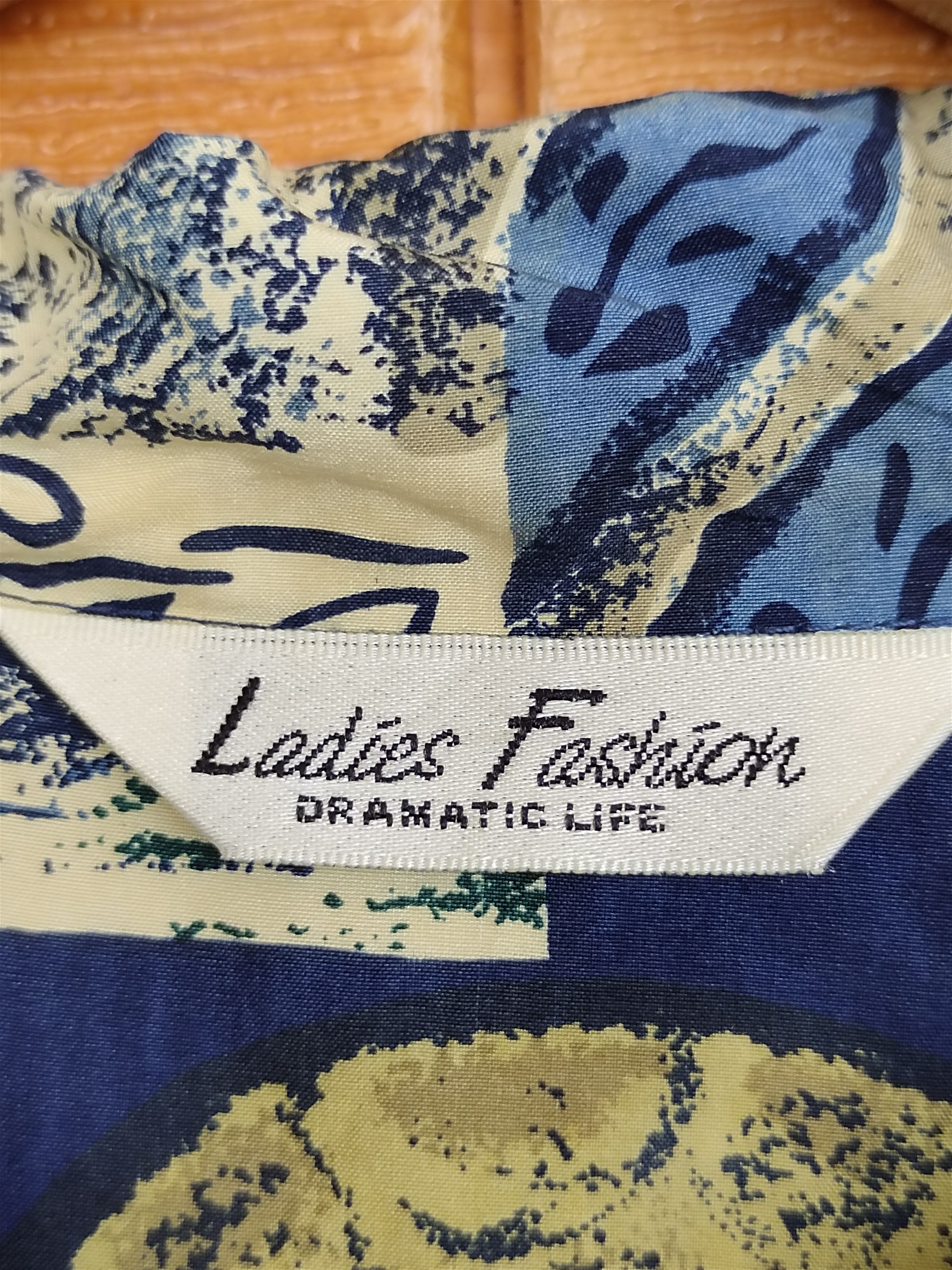 Japanese Brand Vintage Hawaiian Design Geometry Artwork Women Shirt Size L / US 10 / IT 46 - 12 Thumbnail