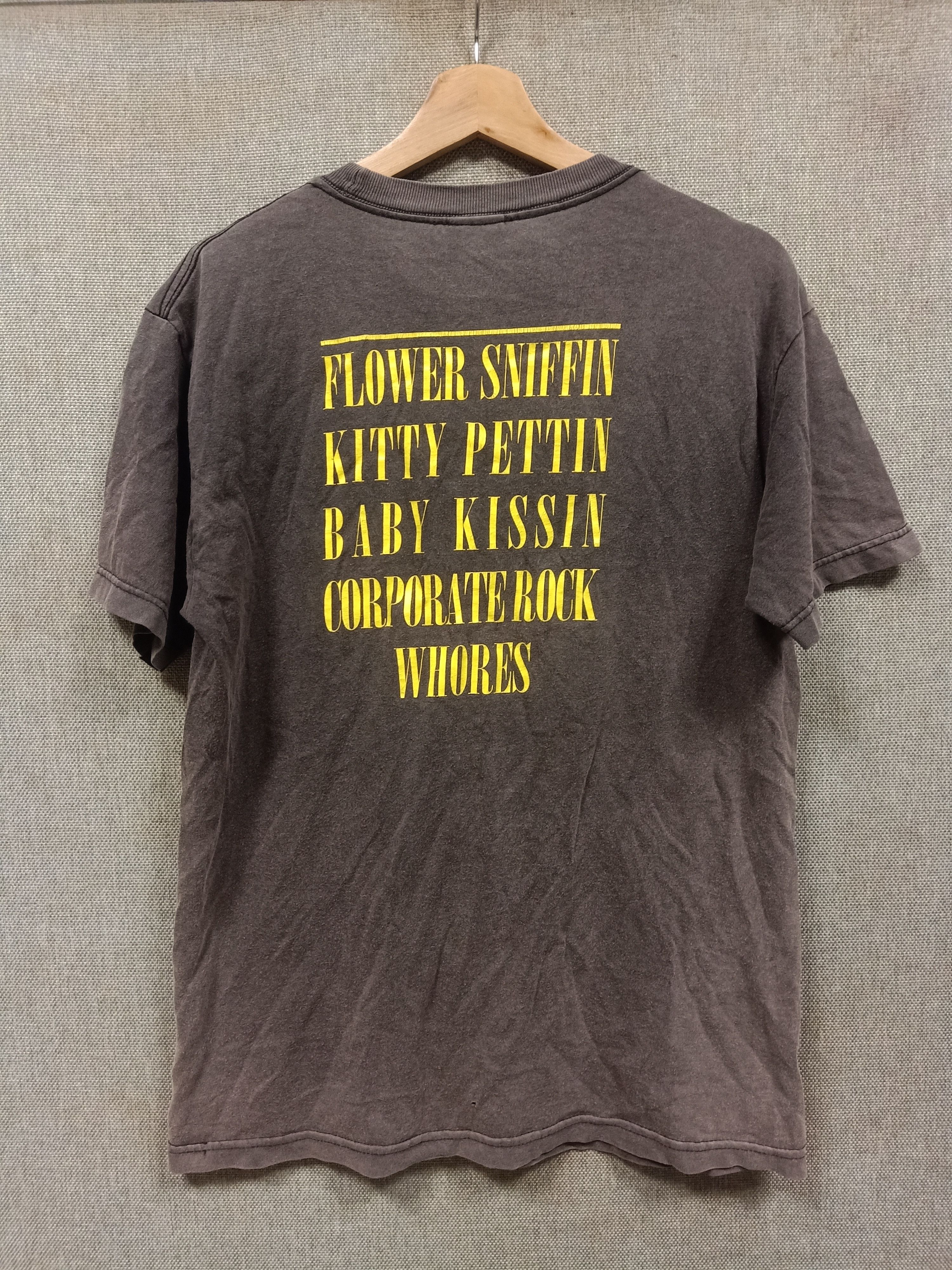 Nirvana Vintage t shirt band nirvana smiley face Size US M / EU 48-50 / 2 - 2 Thumbnail