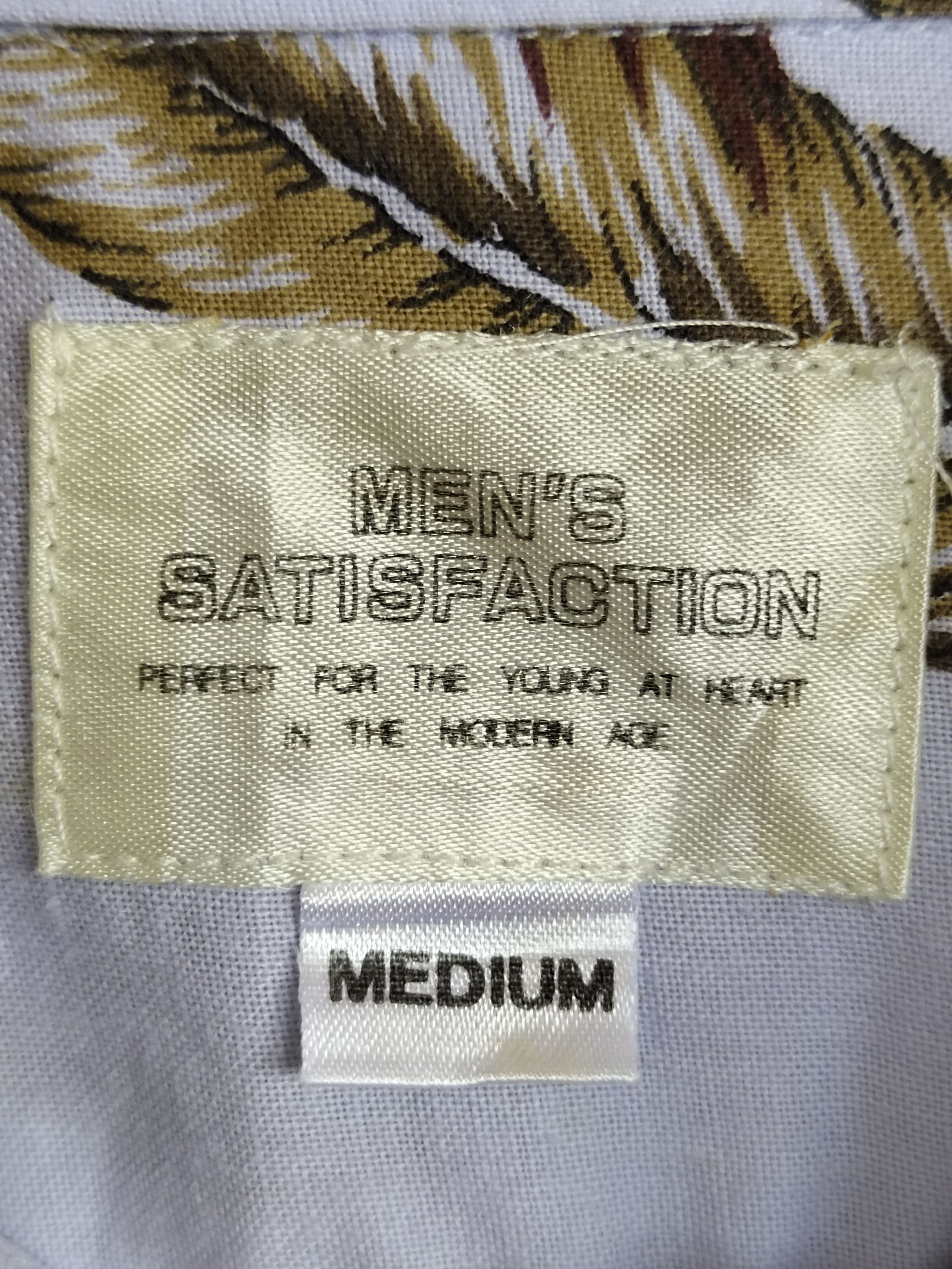 Japanese Brand Vintage Men Satisfaction Hawaiian Shirt Size US M / EU 48-50 / 2 - 13 Thumbnail