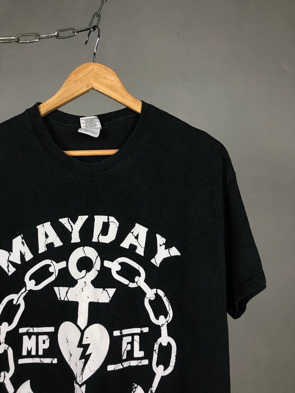 Band Tees × Vintage Mayday Parade 2012 vintage rock band tee Size US L / EU 52-54 / 3 - 2 Thumbnail