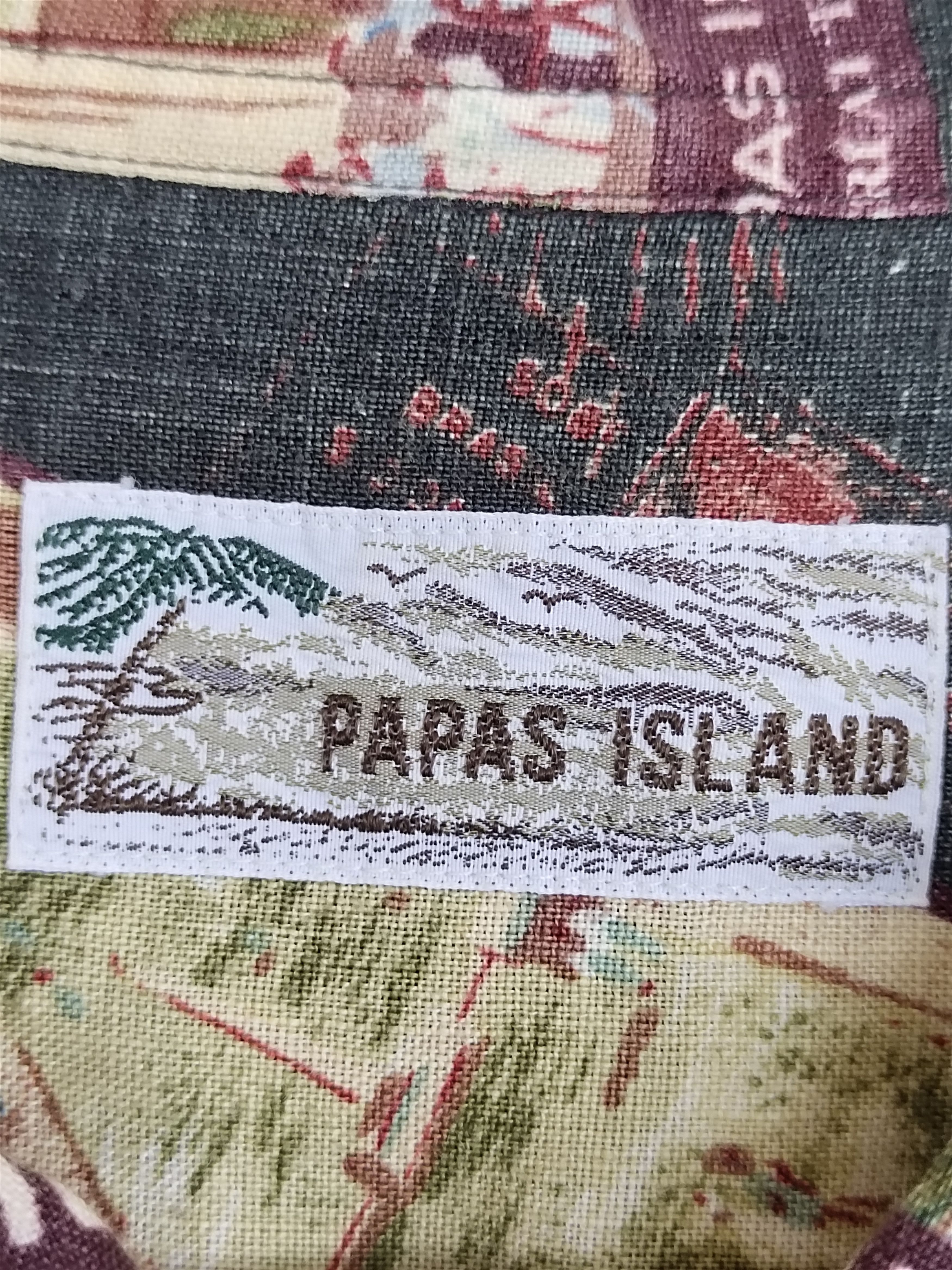 Mademoiselle Non Non Vintage 80s Papas Island Portrait Photo Print Hawaiian Size US L / EU 52-54 / 3 - 13 Thumbnail