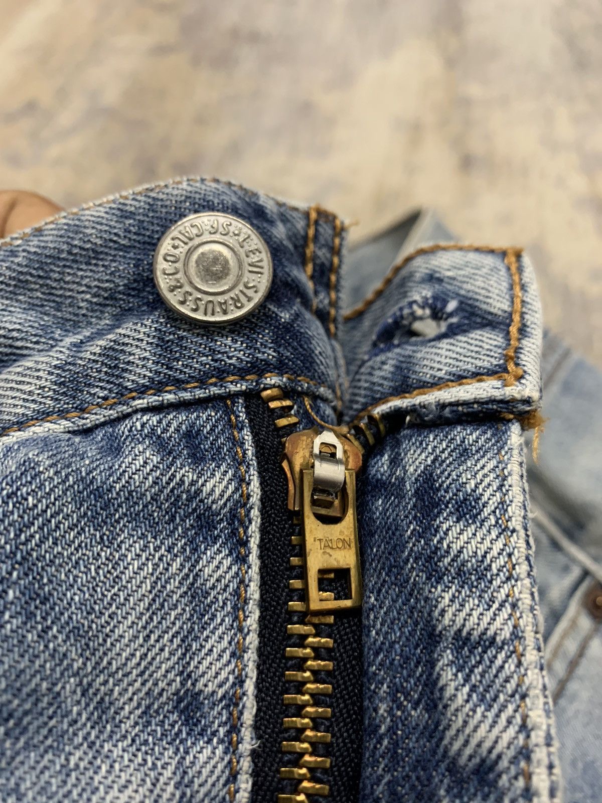 Levi's Vintage Levis 502 Big E Selvedge Denim Jeans 28x33.5 Size US 28 / EU 44 - 16 Thumbnail