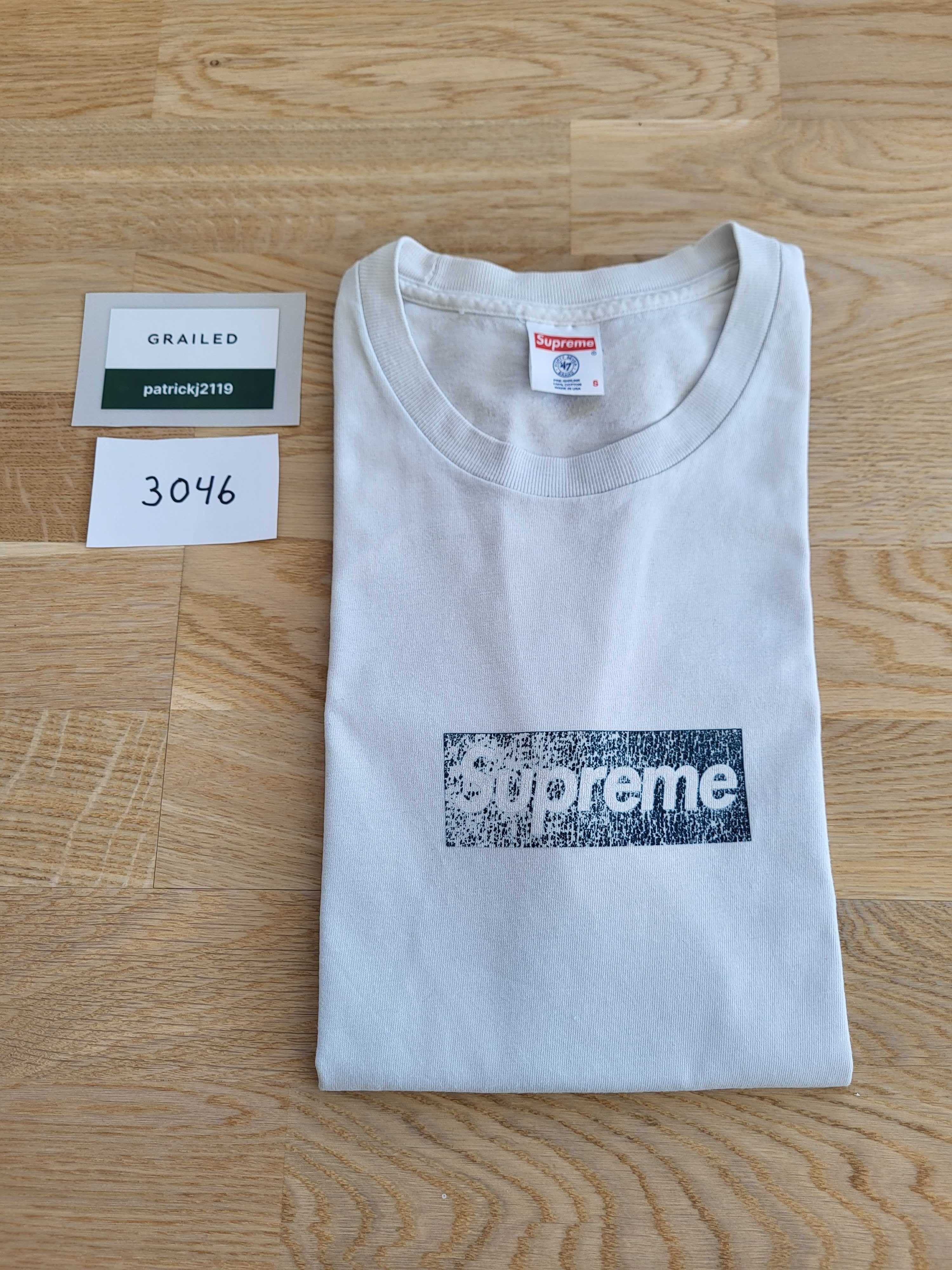 NEW SUPREME X NEW YORK YANKEES BOX LOGO TEE SHIRT WHITE SS15 SIZE LARGE  RARE