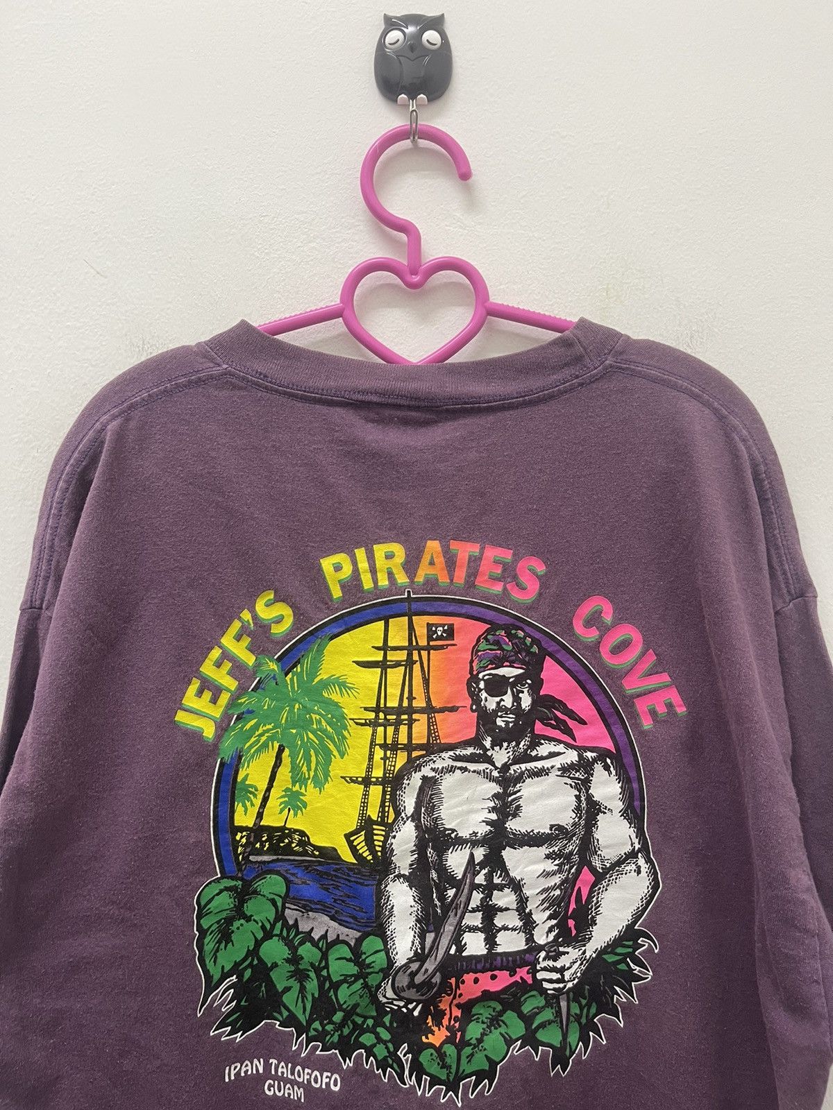 Vintage Rare Vintage JEFF’S PIRATES COVE 2000 Skull Guam Tee Size US L / EU 52-54 / 3 - 2 Thumbnail